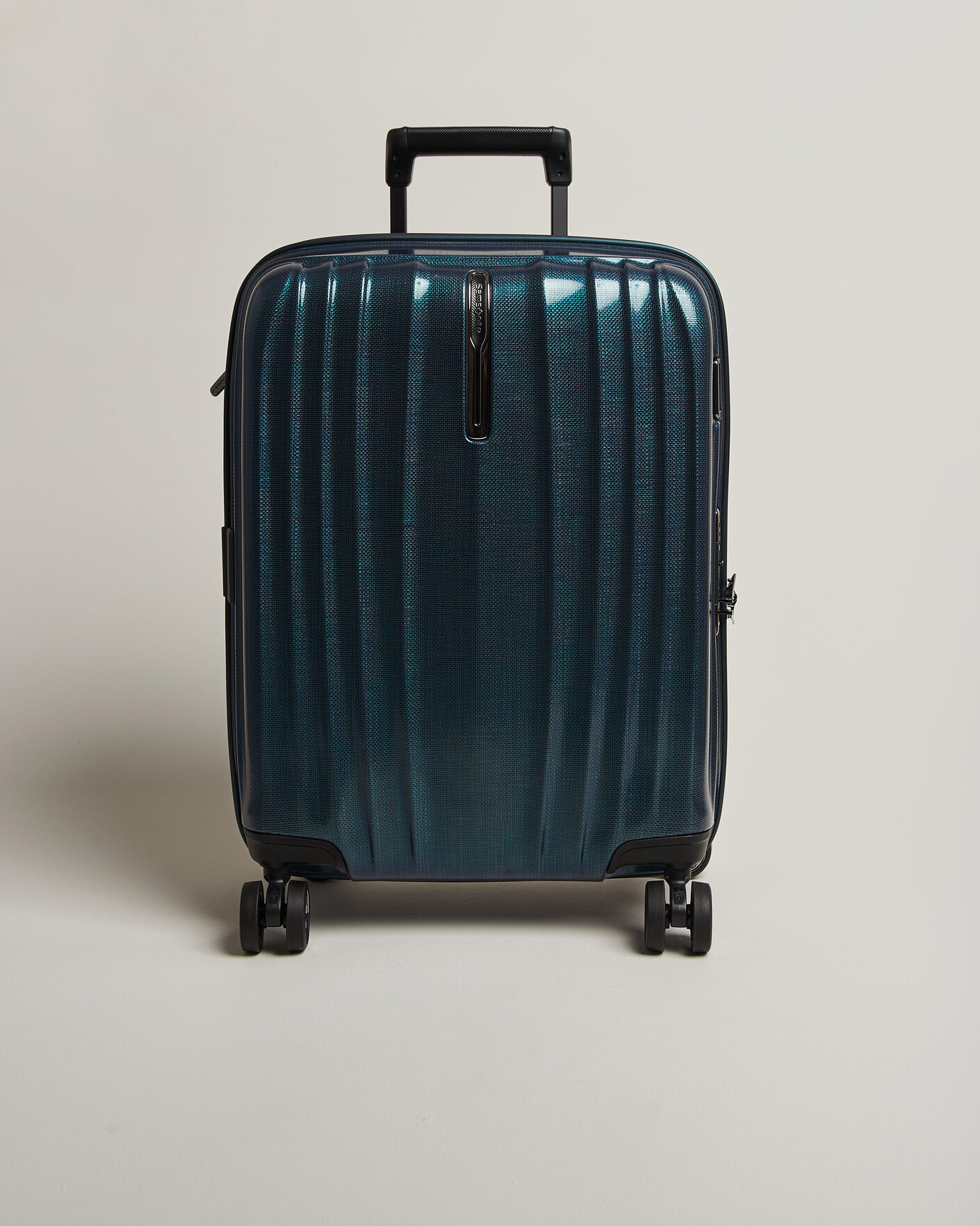Men | Bags | Samsonite | Nexis Spinner Carry-On Deep Patrol
