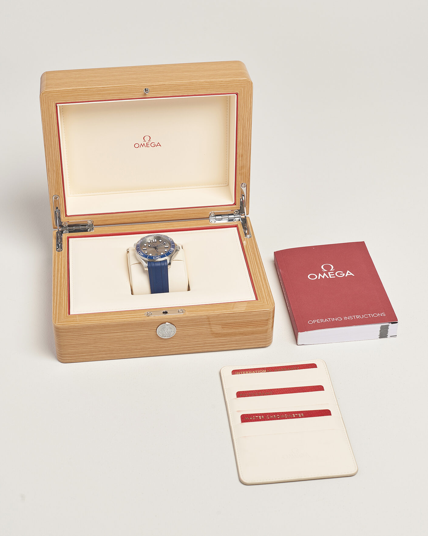 Men | Pre-Owned & Vintage Watches | Omega Pre-Owned | Seamaster Diver 300M  