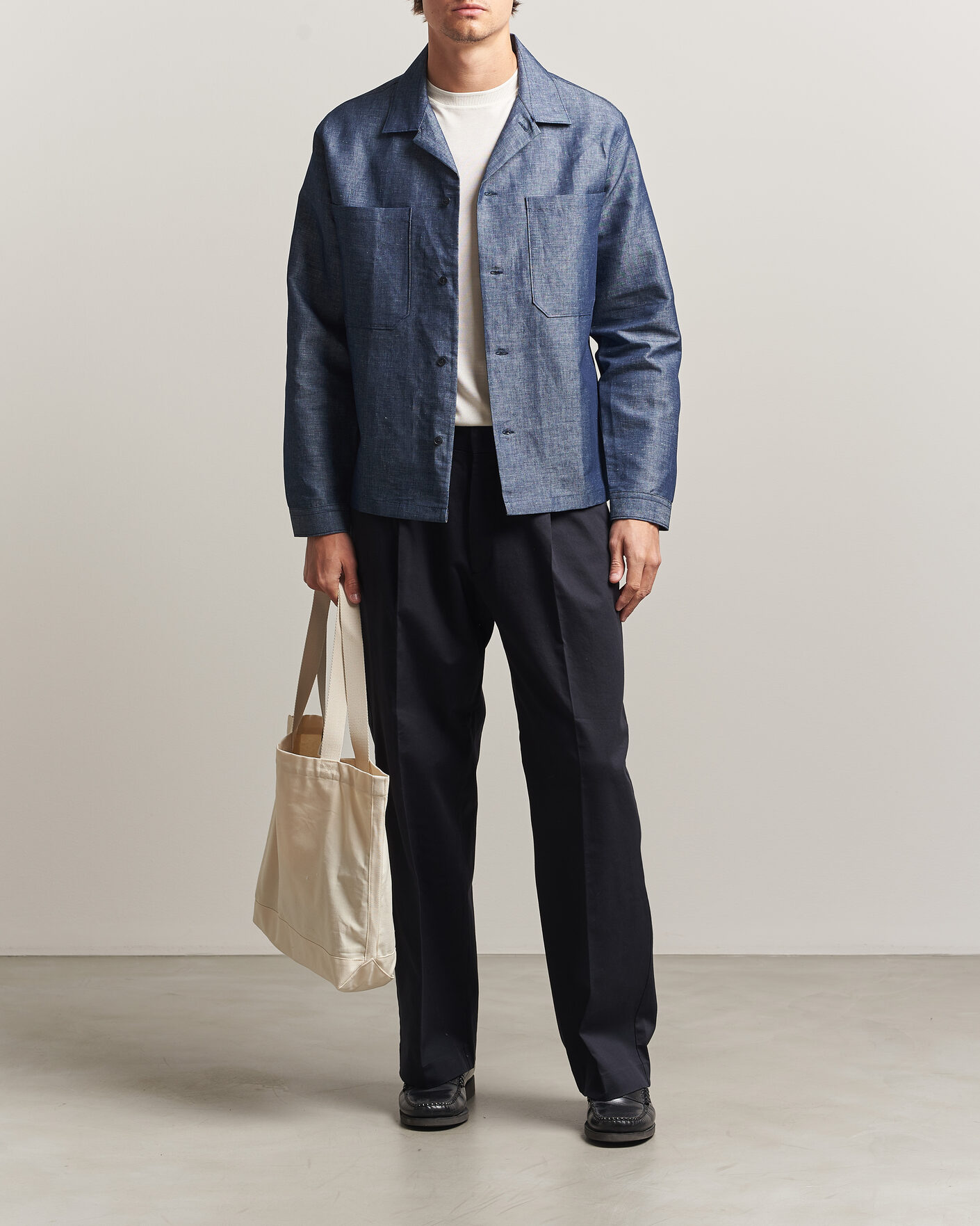 Men | Trousers | NN07 | Kay Relaxed Fit Pleated Cotton Trousers Navy Blue