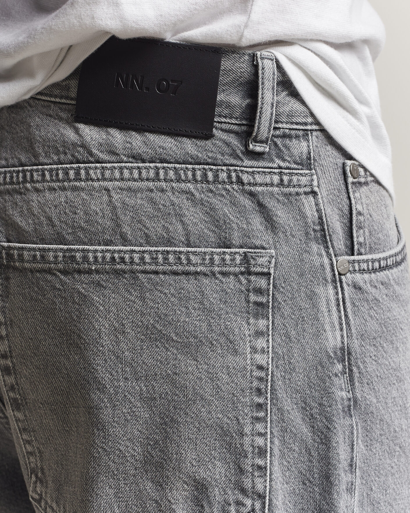 Men | Trousers | NN07 | Otis Relaxed Fit Jeans Washed Grey