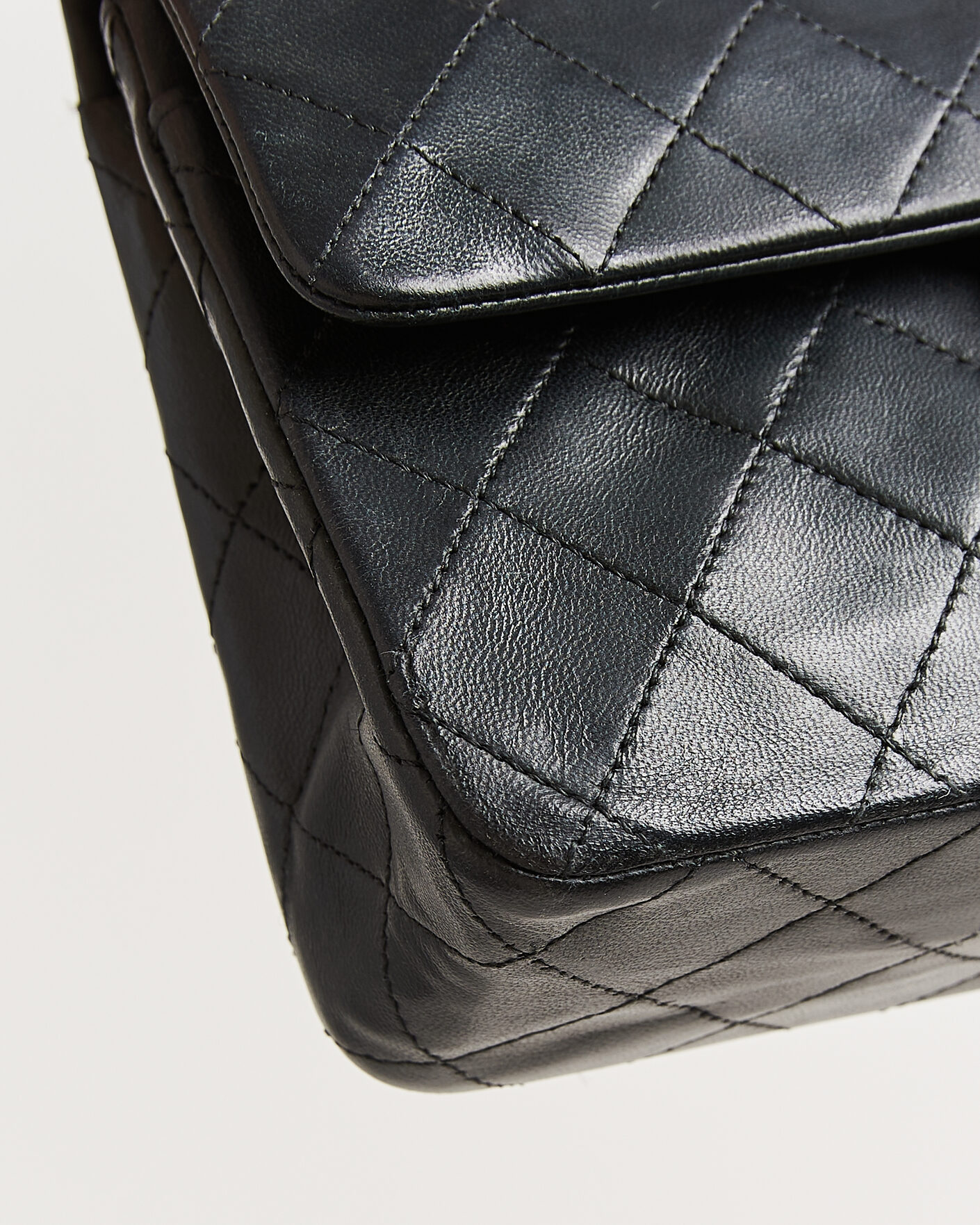 Men | Chanel Pre-Owned Classic Small Double Flap Bag Black | Chanel Pre-Owned | Classic Small Double Flap Bag Black
