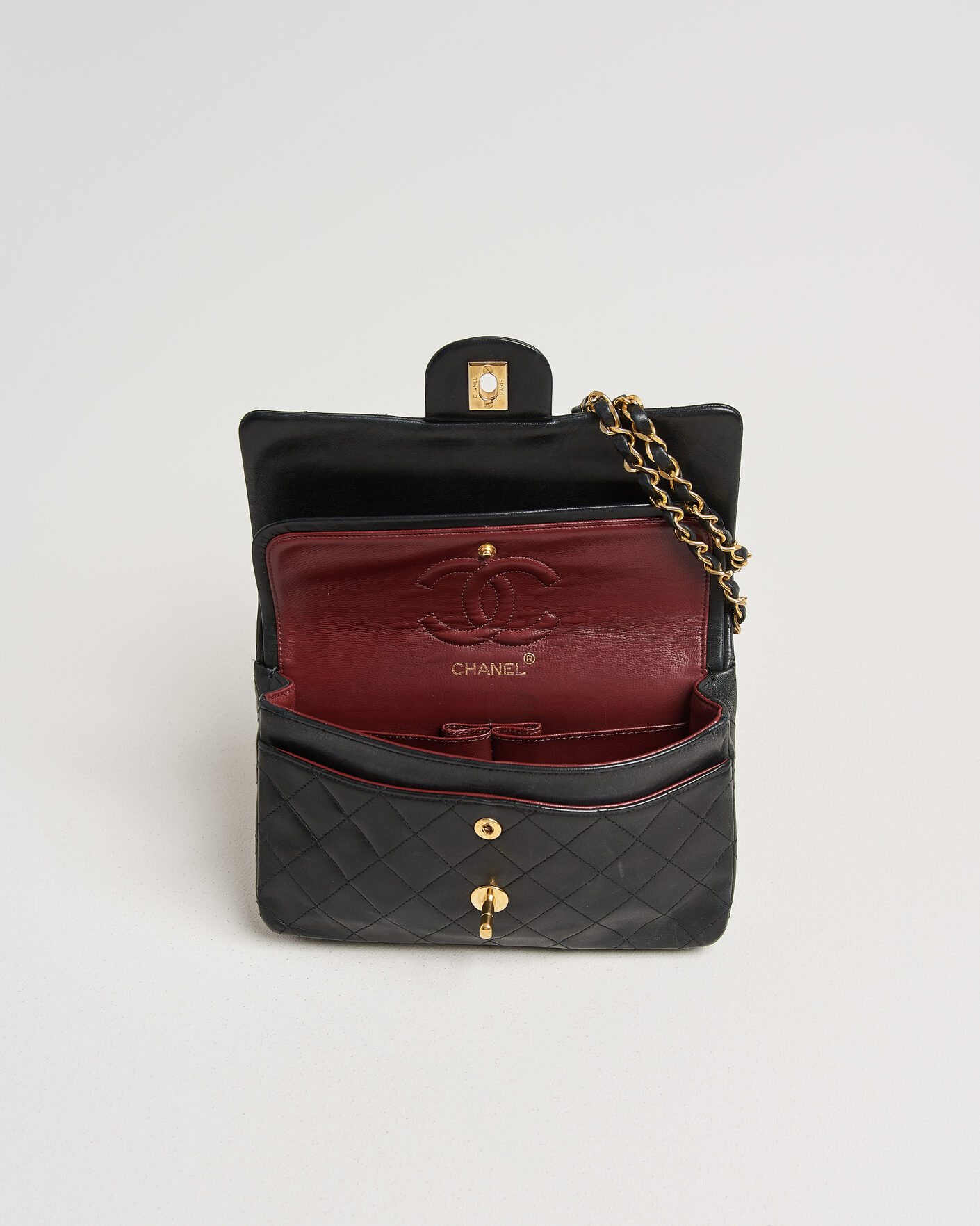 Men | Pre-Owned & Vintage Bags | Chanel Pre-Owned | Classic Small Double Flap Bag Black
