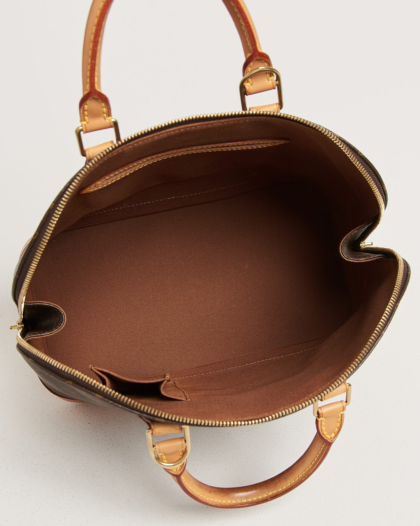 Men | Pre-Owned & Vintage Bags | Louis Vuitton Pre-Owned | Alma Bag PM Monogram