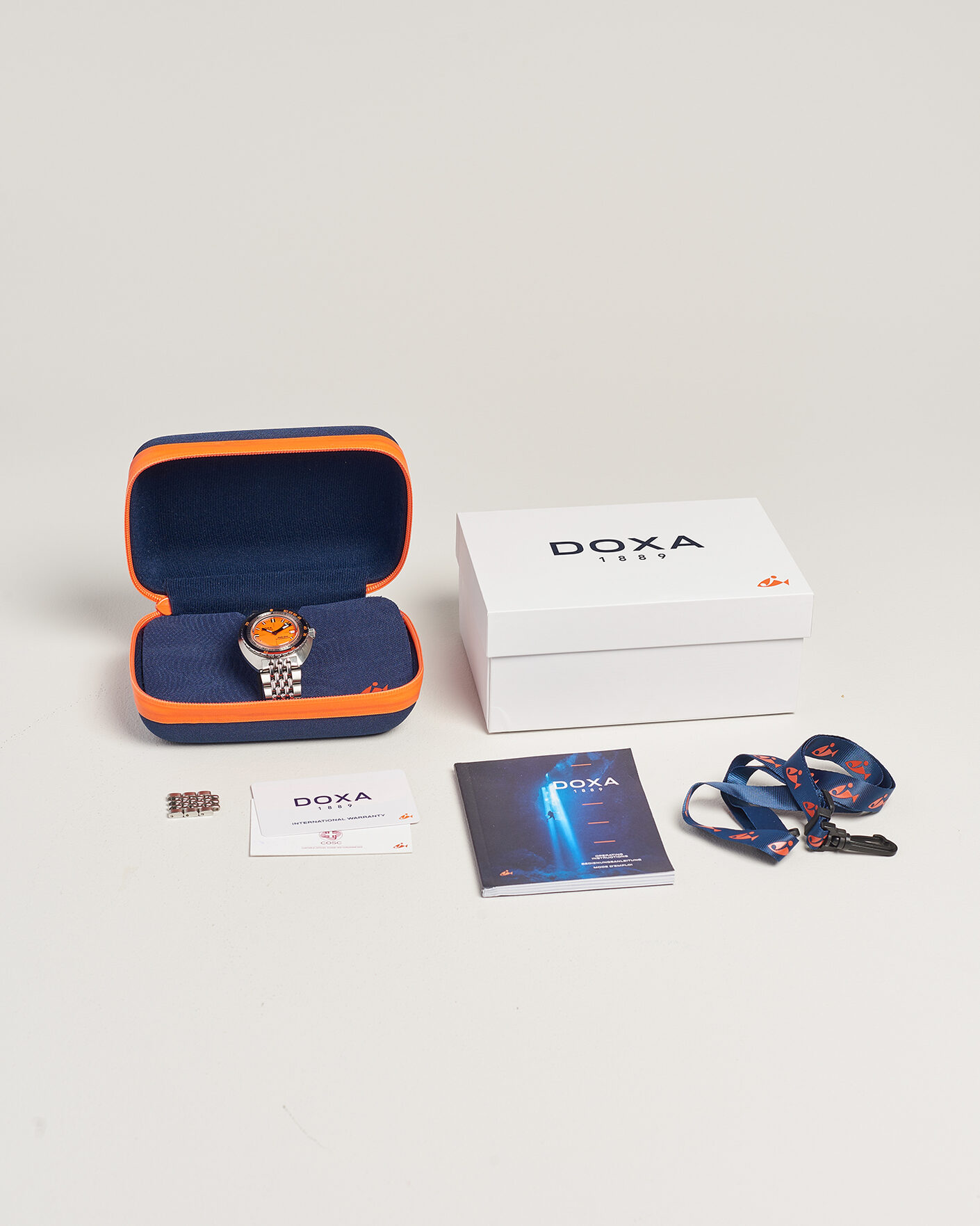 Men | Pre-Owned & Vintage Watches | DOXA Pre-Owned | Sub 300 Professional