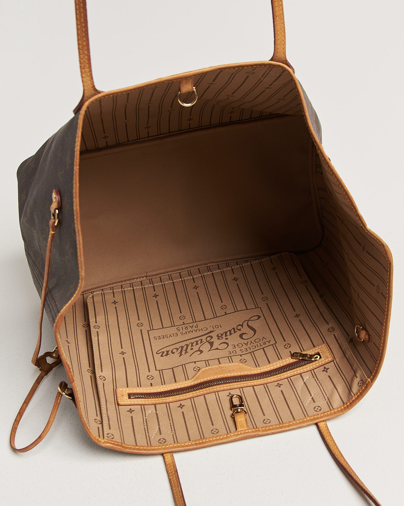 Men | Pre-Owned & Vintage Bags | Louis Vuitton Pre-Owned | Neverfull GM Monogram