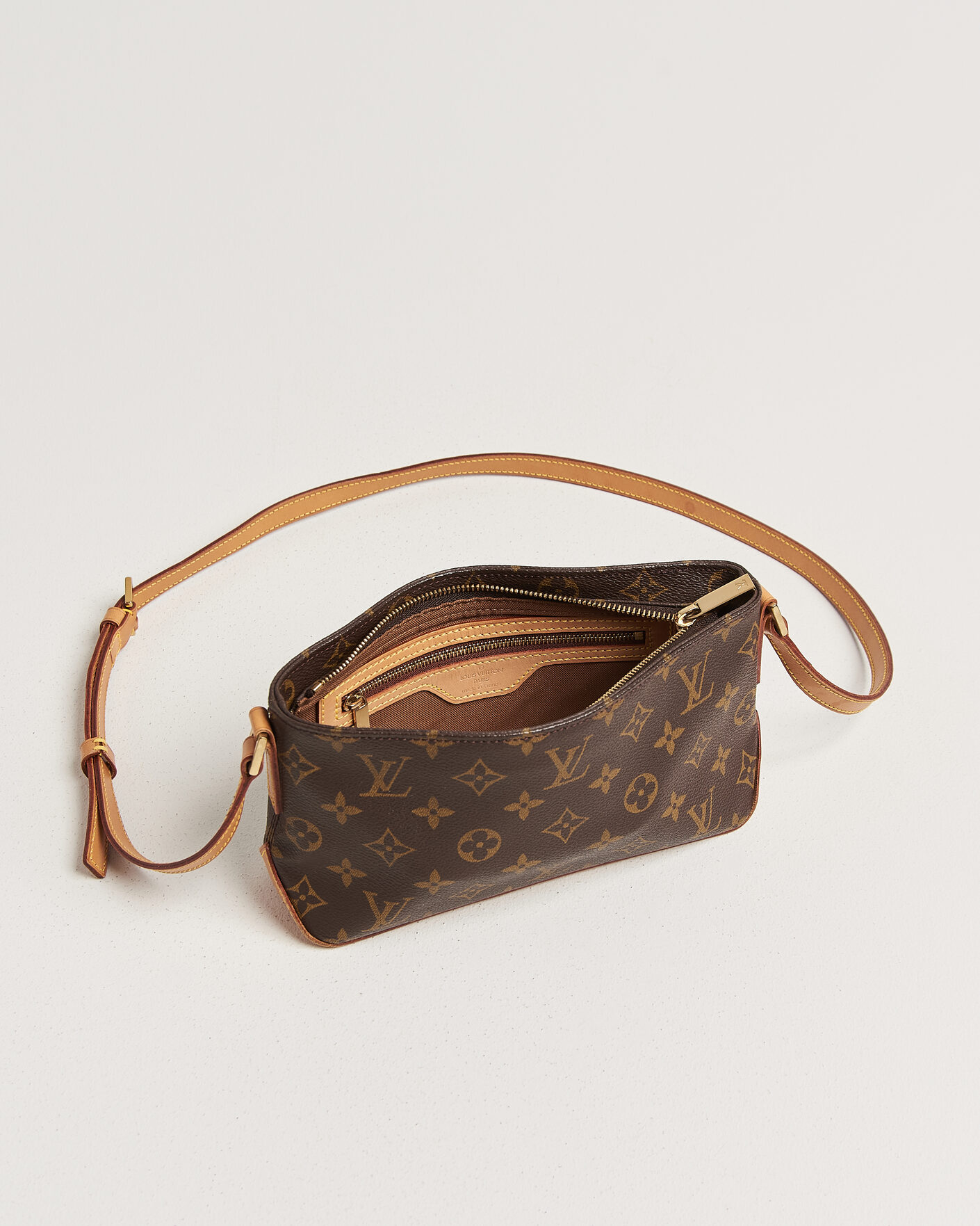 Men | Pre-Owned & Vintage Bags | Louis Vuitton Pre-Owned | Trotteur Crossbody Bag Monogram