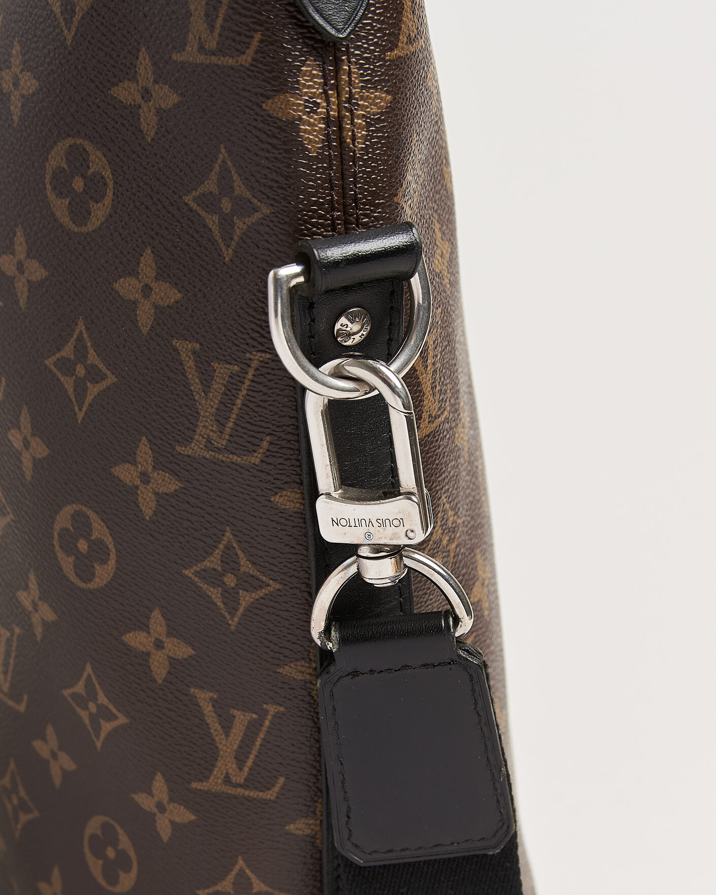 Men | Pre-Owned & Vintage Bags | Louis Vuitton Pre-Owned | Davis Totebag Monogram Macassar