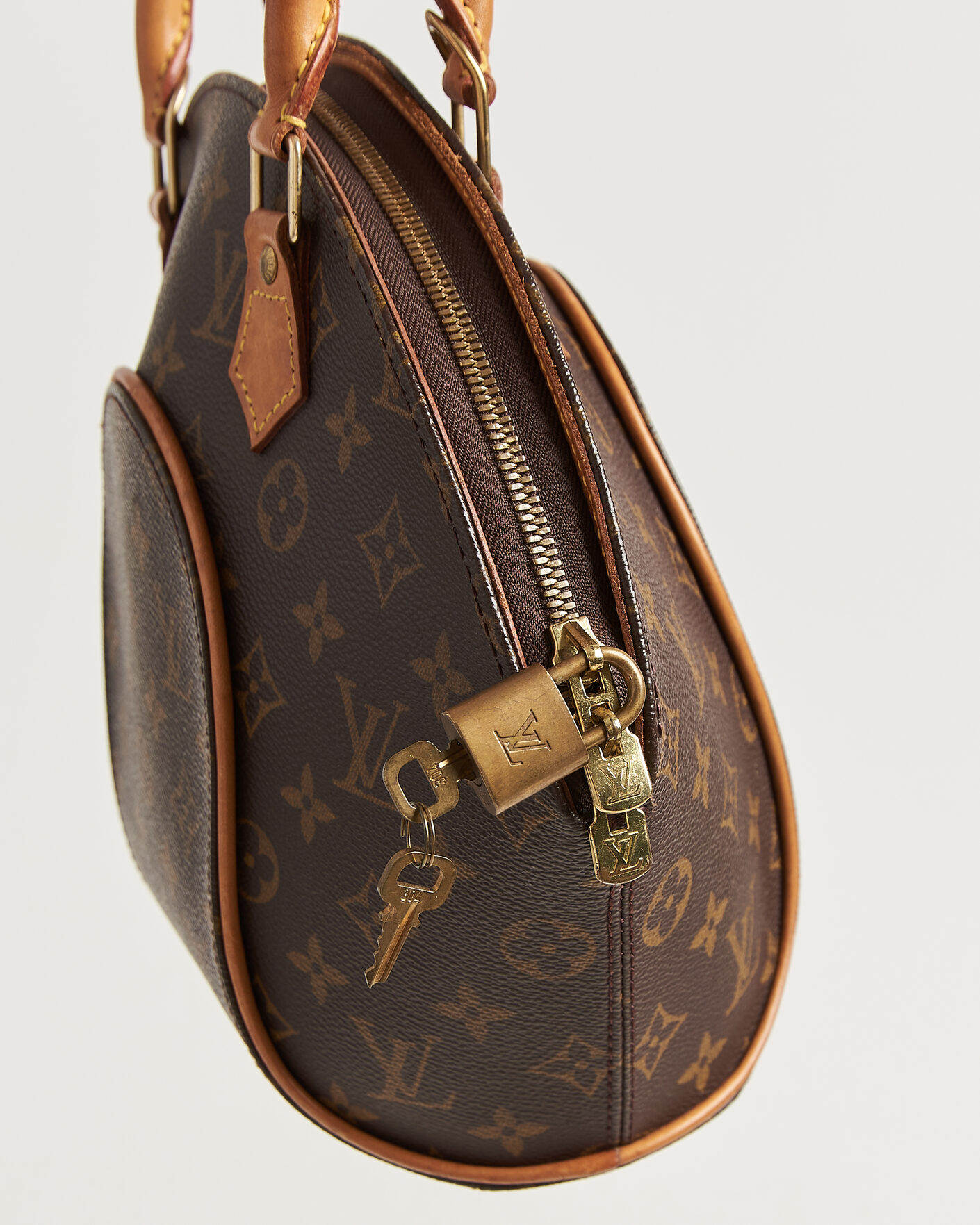 Men | Pre-Owned & Vintage Bags | Louis Vuitton Pre-Owned | Ellipse PM Bag Monogram