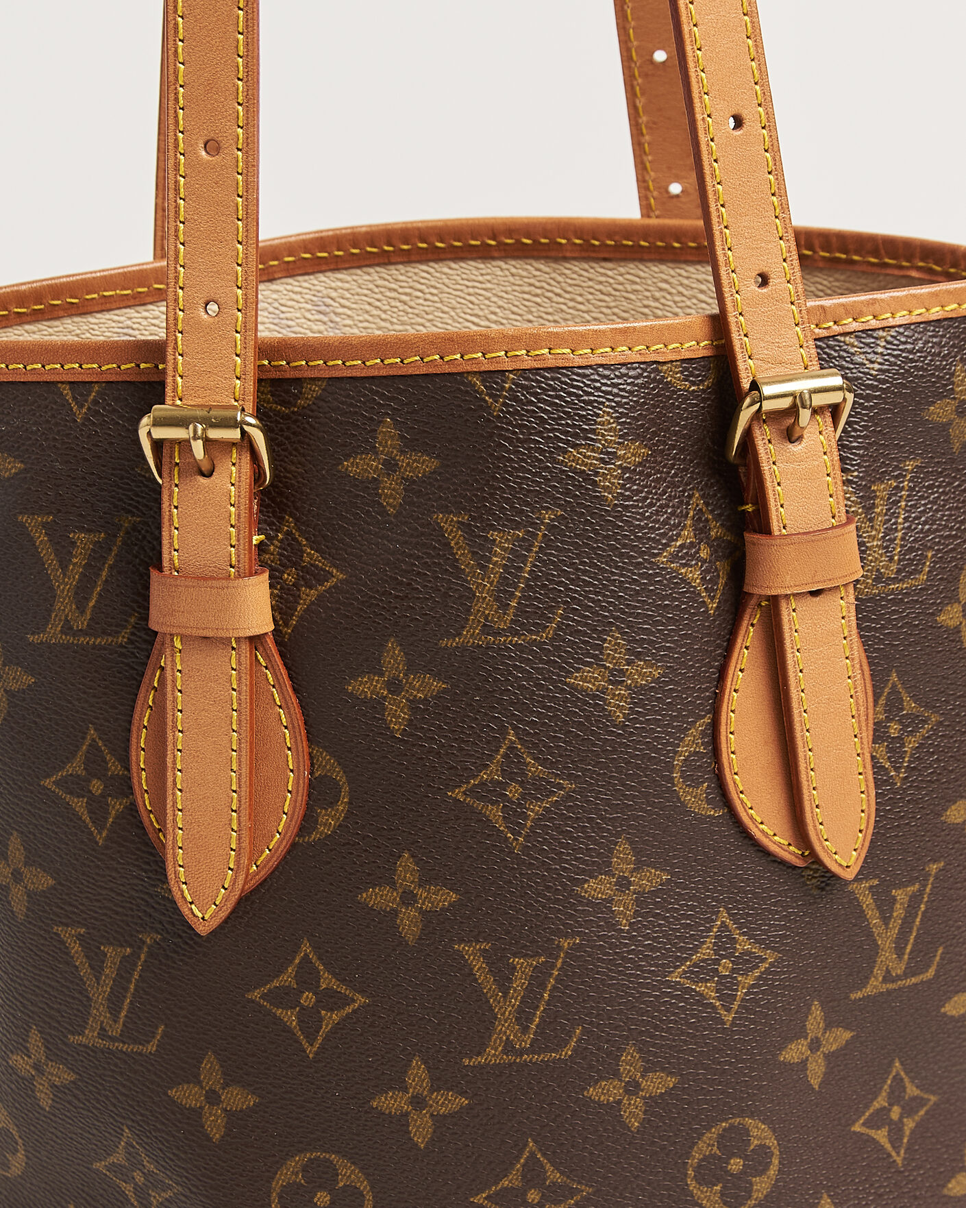 Men | Pre-Owned & Vintage Bags | Louis Vuitton Pre-Owned | Bucket PM Bag Monogram