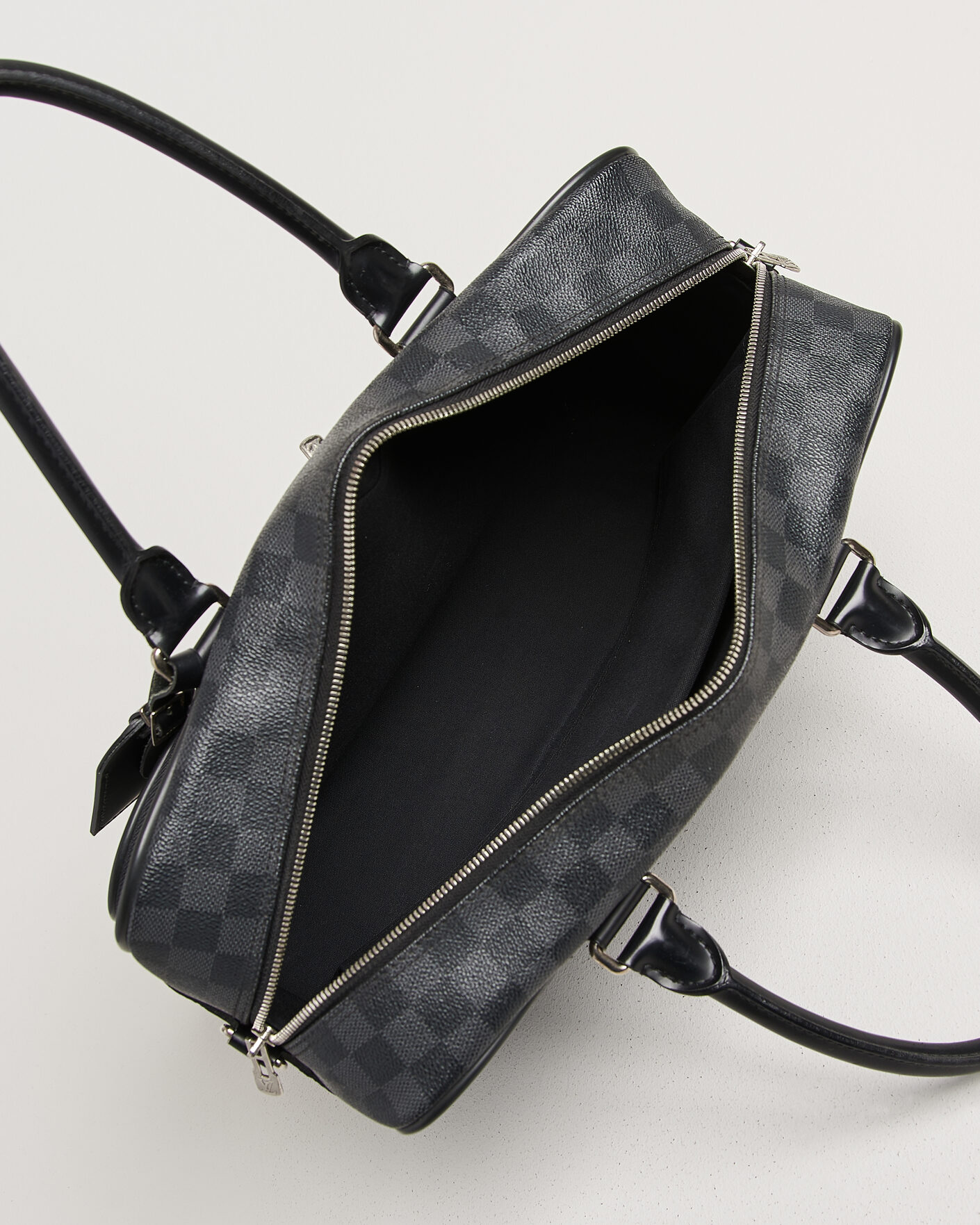 Men | Pre-Owned & Vintage Bags | Louis Vuitton Pre-Owned | Agal Bag Damier Graphite