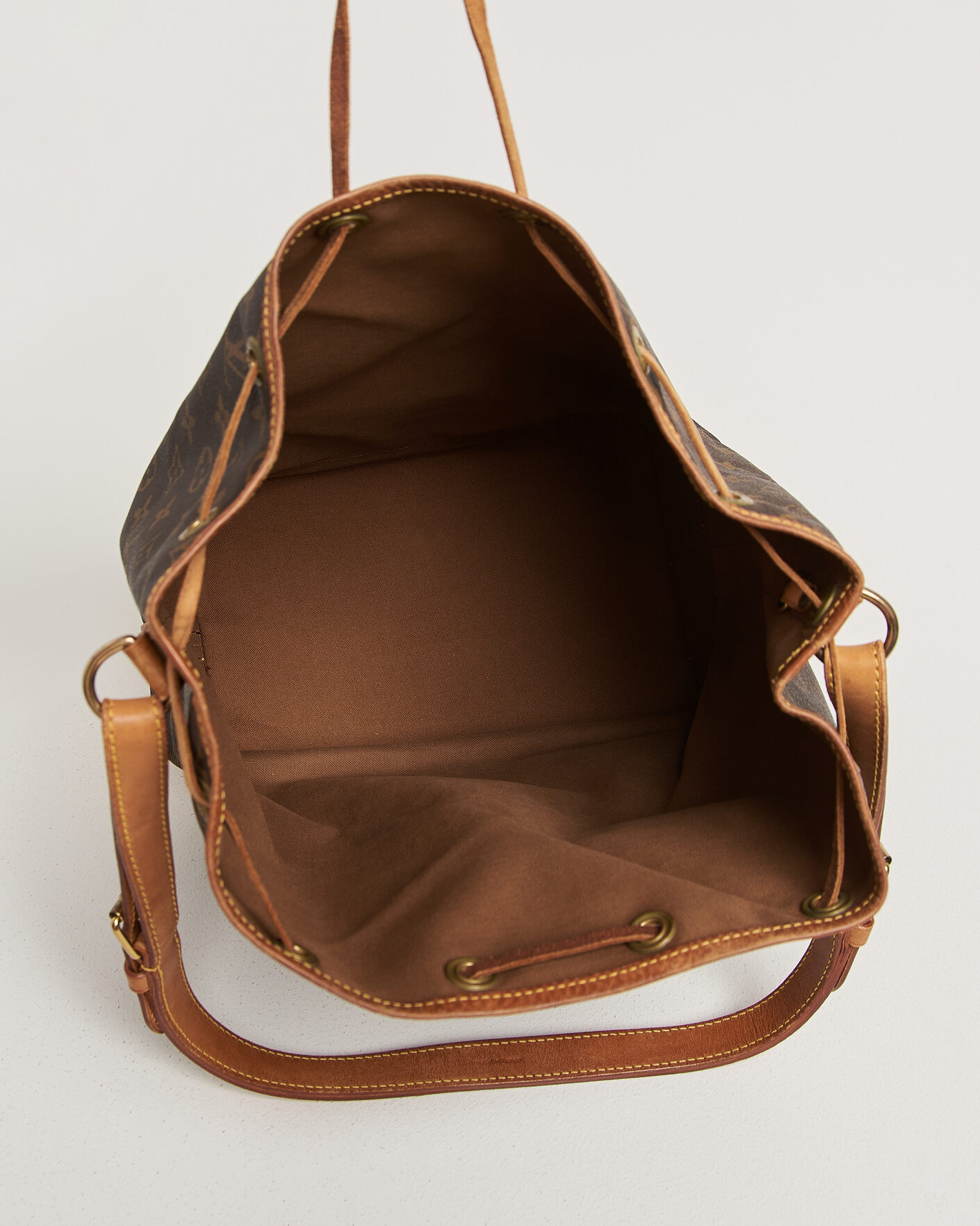 Men | Pre-Owned & Vintage Bags | Louis Vuitton Pre-Owned | Noé Monogram