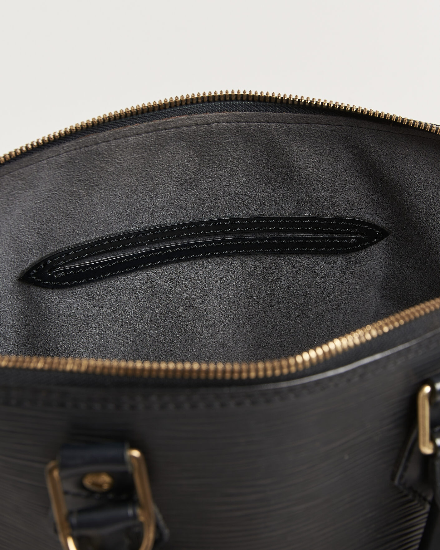 Men | Pre-Owned & Vintage Bags | Louis Vuitton Pre-Owned | Alma PM Bag Epi Leather Black