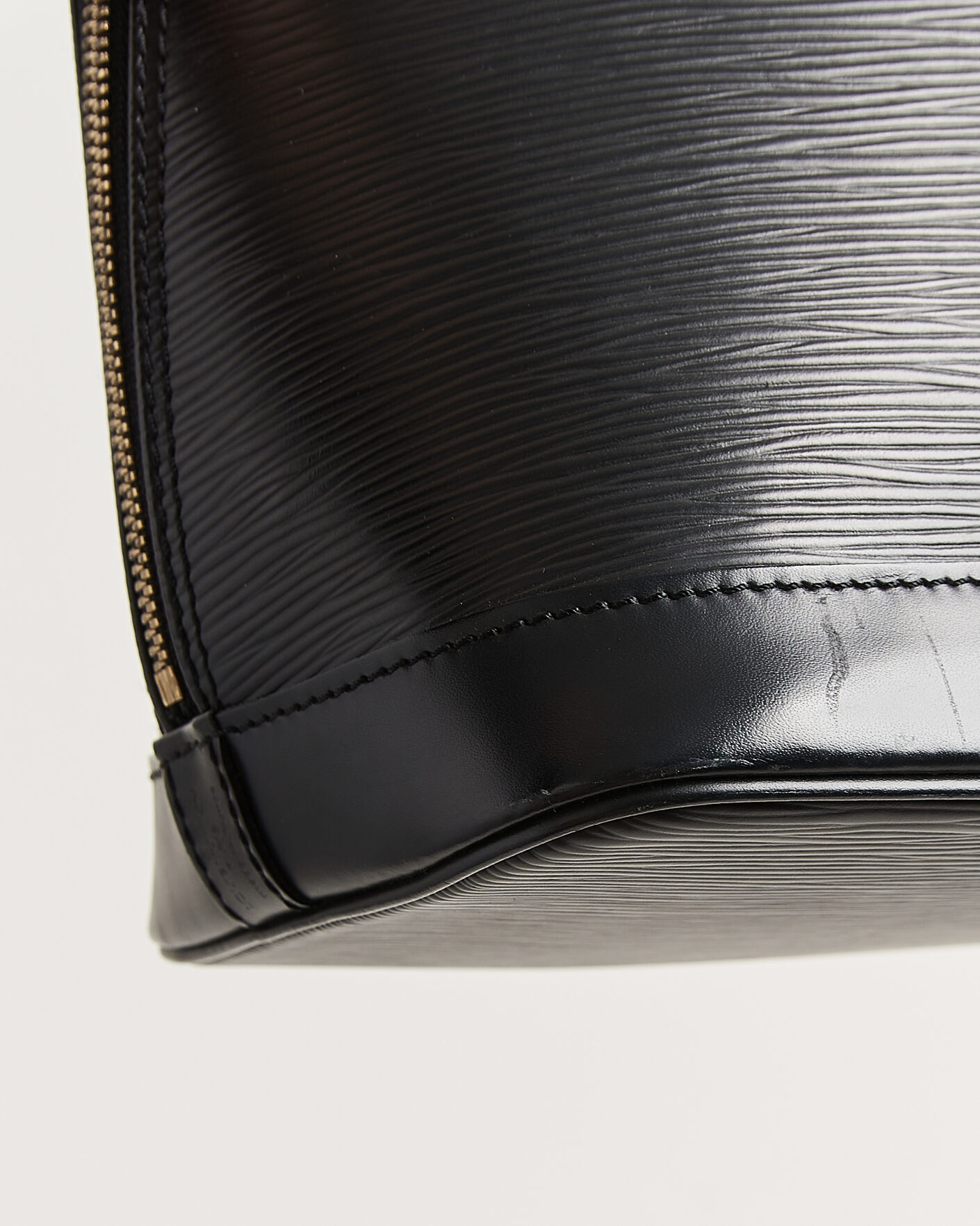 Men | Pre-Owned & Vintage Bags | Louis Vuitton Pre-Owned | Alma PM Bag Epi Leather Black