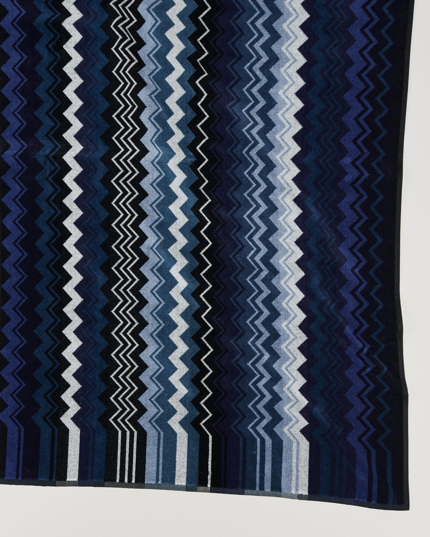 Men | Fabrics | Missoni Home | Giacomo Bath Towel 70x115cm Multi Blue
