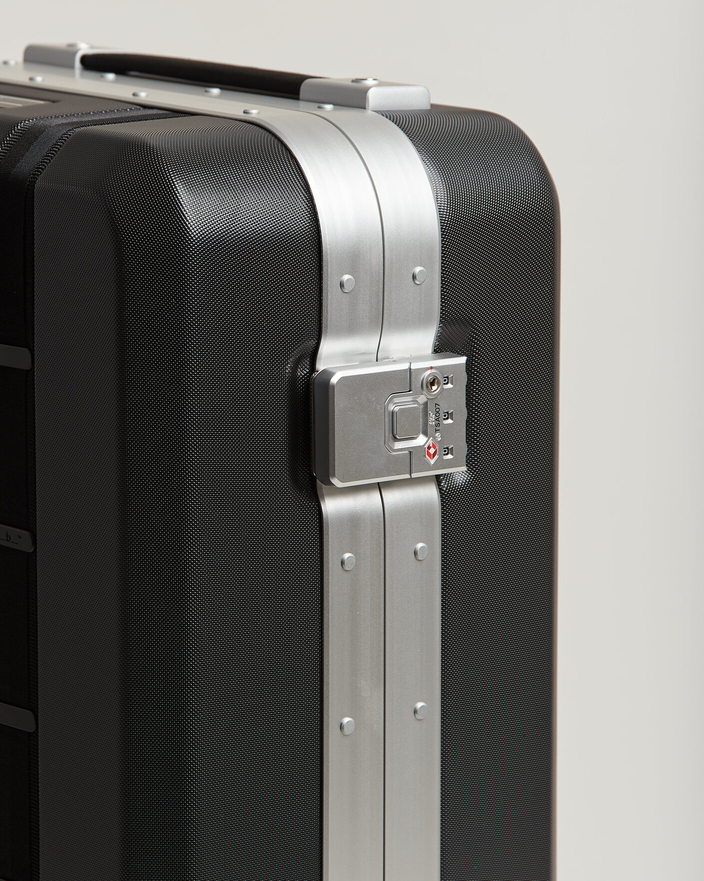 Men | Bags | DB | Ramverk Pro Carry On Silver/Black