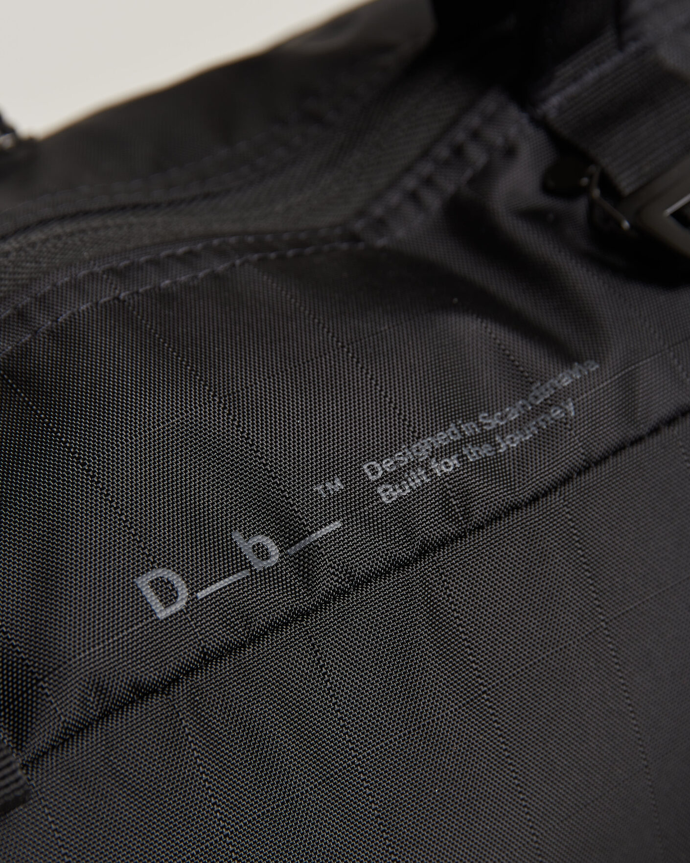 Men | DB Utility Tote 32L Black Out | DB | Utility Tote 32L Black Out
