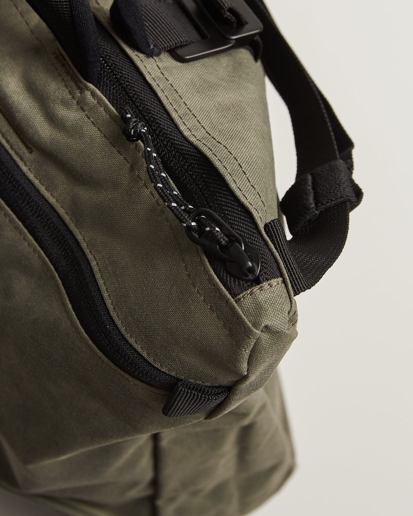 Men | DB Utility Tote 32L Forest Green | DB | Utility Tote 32L Forest Green