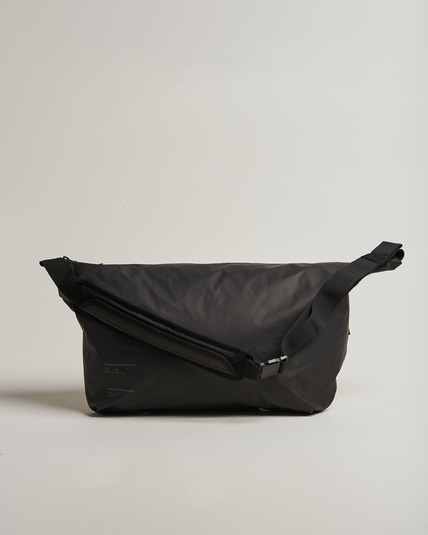 Men | Bags | DB | Ramverk Pro Sling Bag 24L Black Out