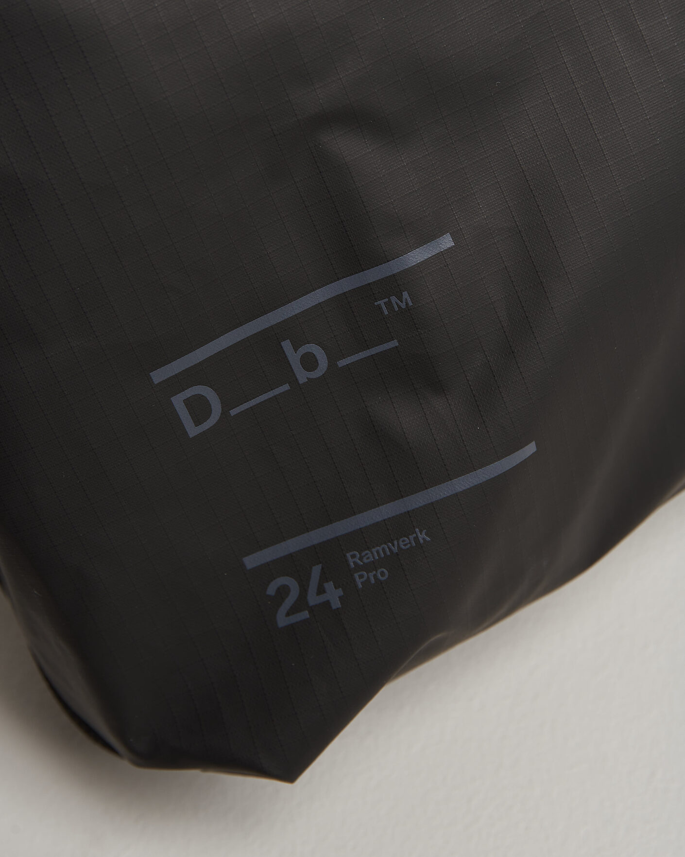 Men | Bags | DB | Ramverk Pro Sling Bag 24L Black Out