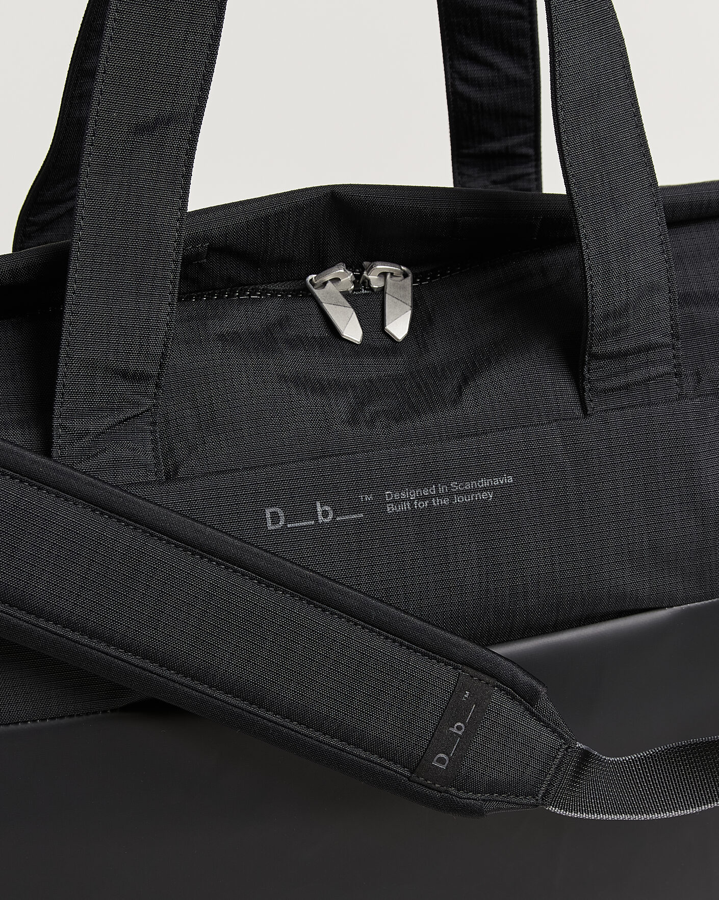 Men | DB Entour Weekender 40L Black Out | DB | Entour Weekender 40L Black Out