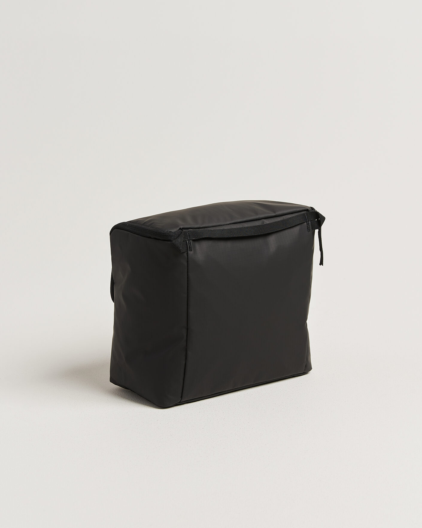 Men | DB Essential Wash Bag M Black Out | DB | Essential Wash Bag M Black Out