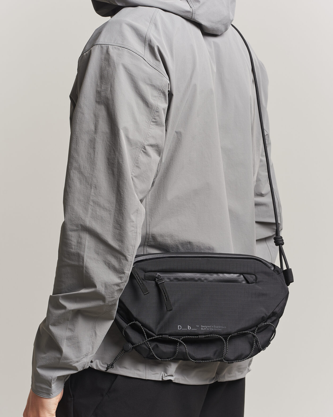 Men | Bags | DB | Roamer Pro Sling Bag 6L Black Out