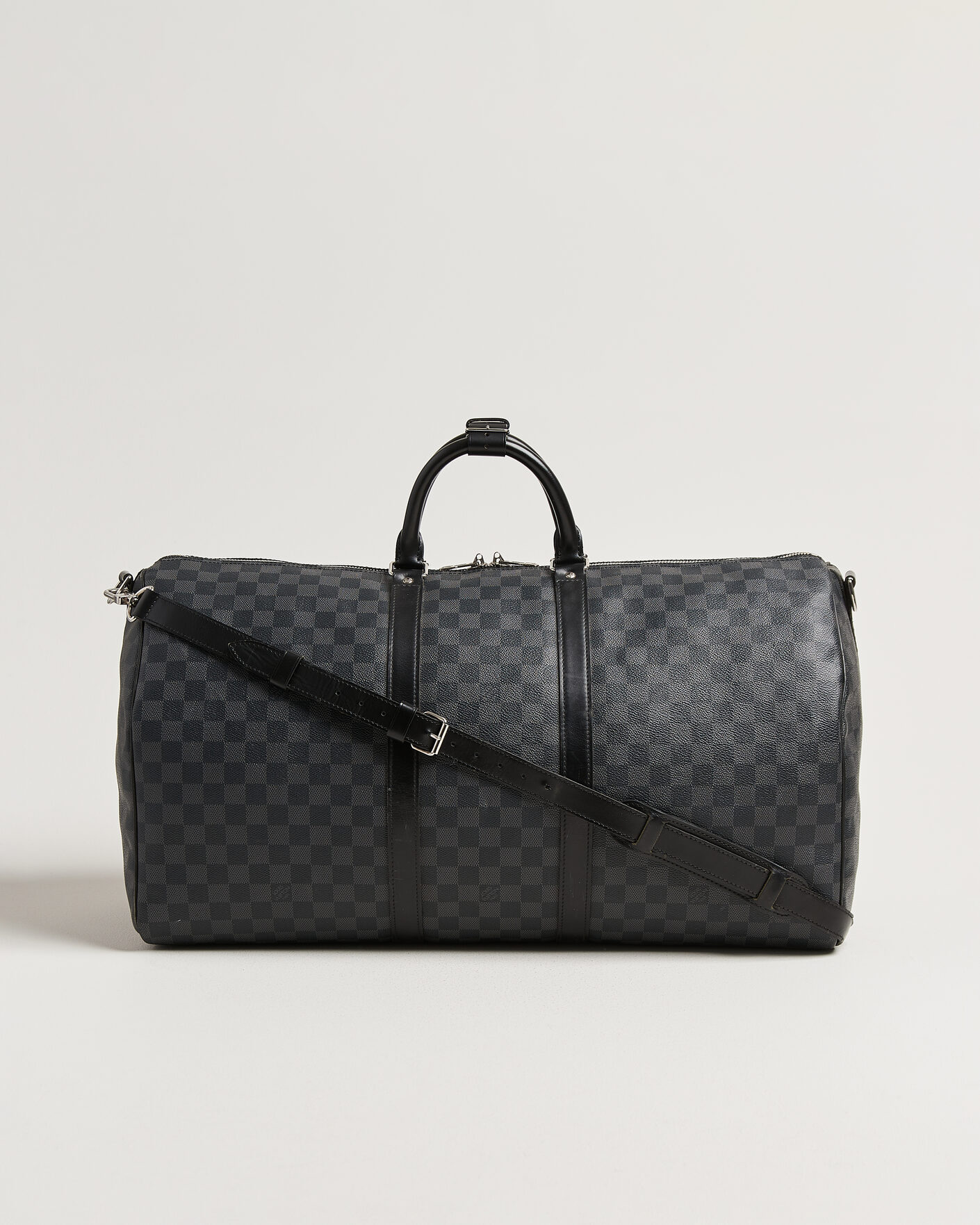 Men | Pre-Owned & Vintage Bags | Louis Vuitton Pre-Owned | Keepall 55 Bandouliére Damier Graphite