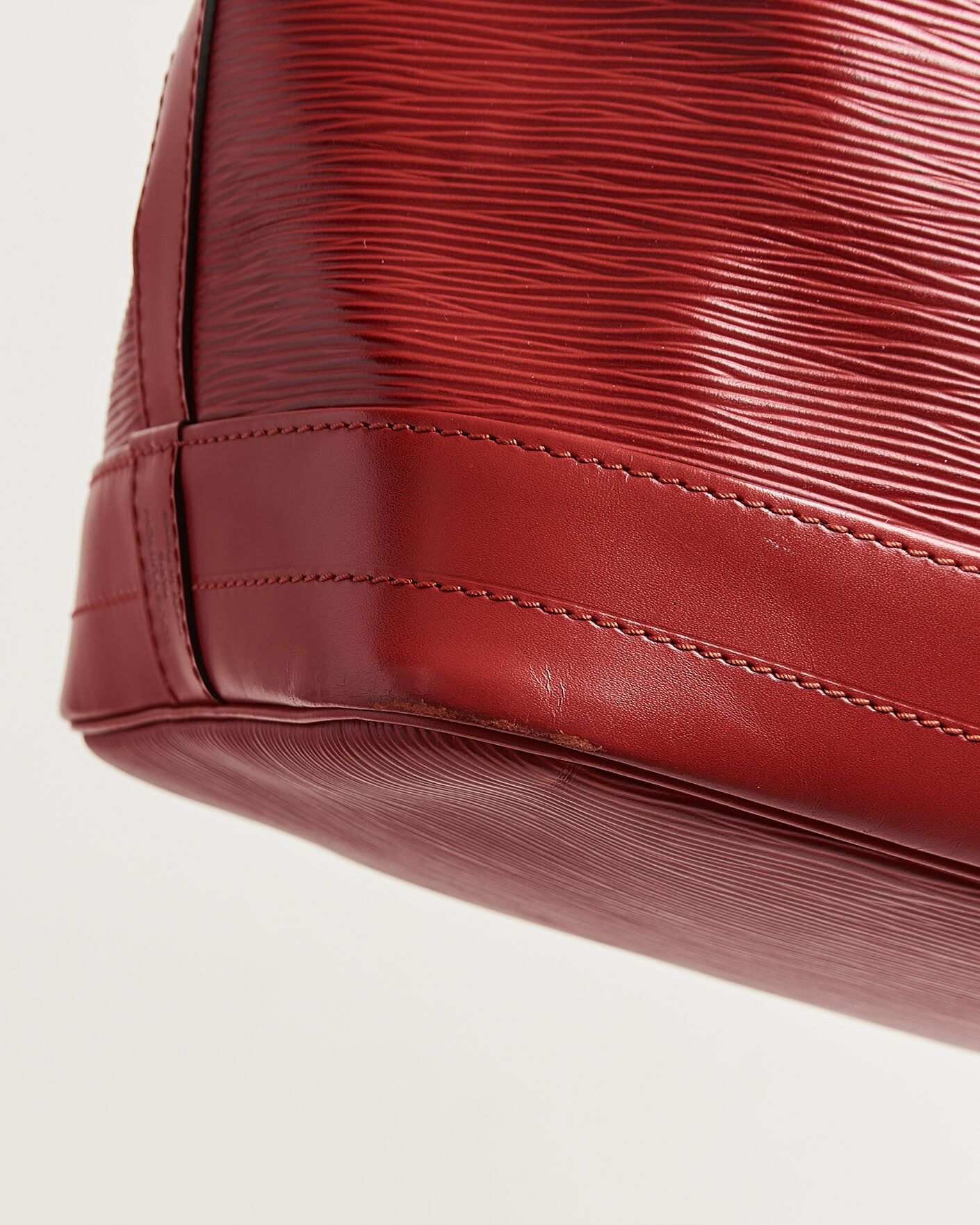 Men | Pre-Owned & Vintage Bags | Louis Vuitton Pre-Owned | Noé Epi Leather Red