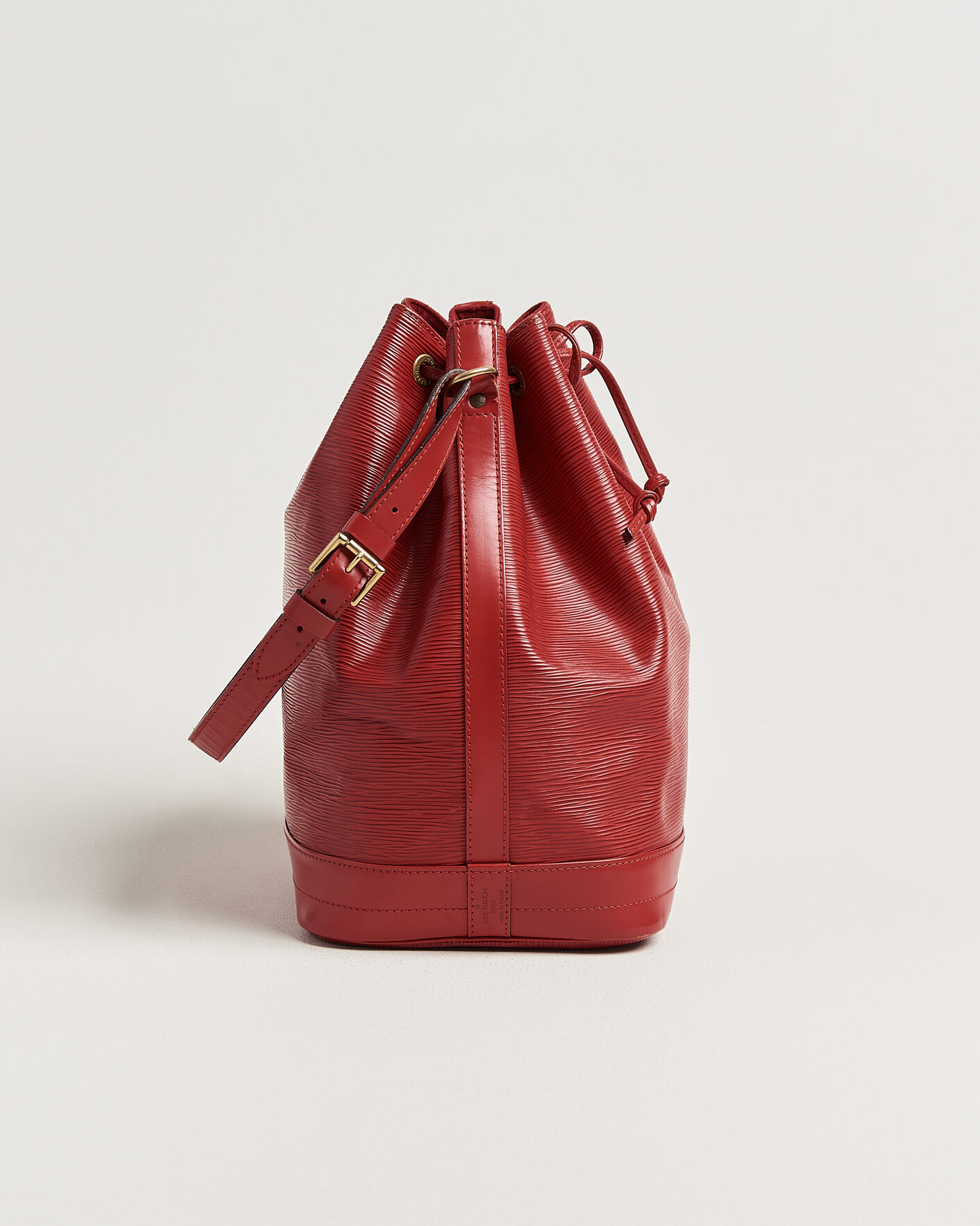 Men | Pre-Owned & Vintage Bags | Louis Vuitton Pre-Owned | Noé Epi Leather Red