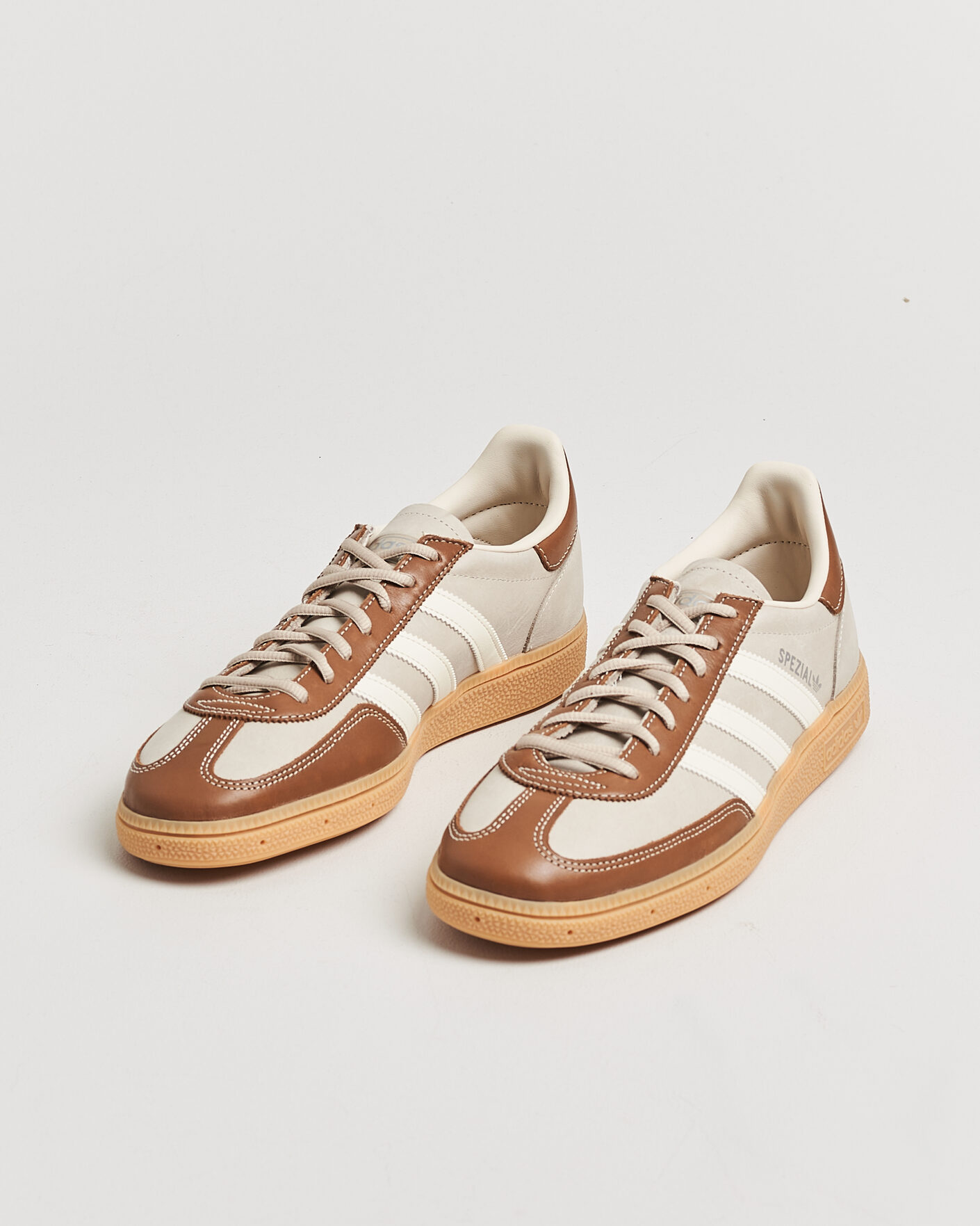 Men | Sneakers | adidas Originals | Handball Spezial Sneaker Khaki/White