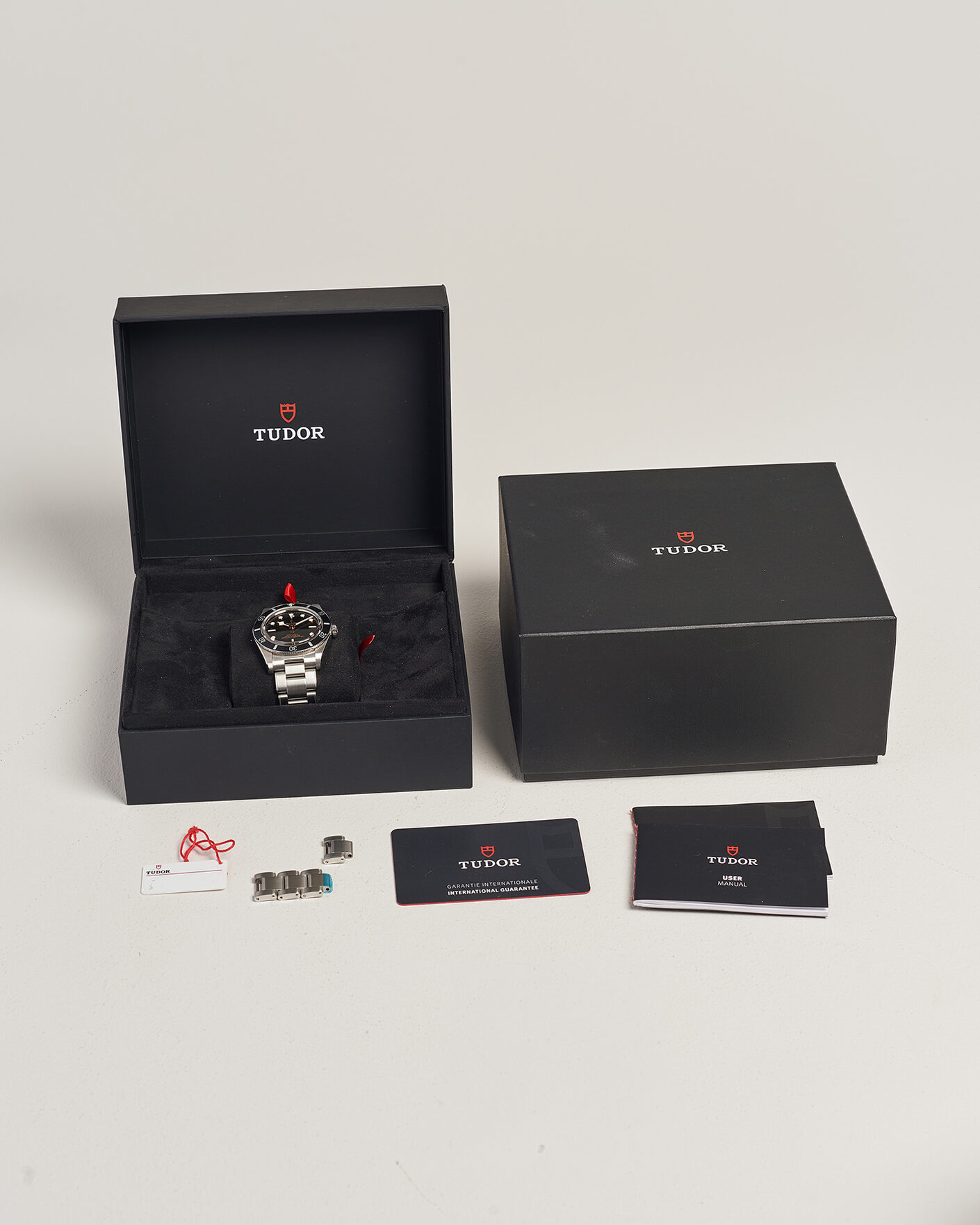 Men | Pre-Owned & Vintage Watches | Tudor Pre-Owned | Black Bay 54