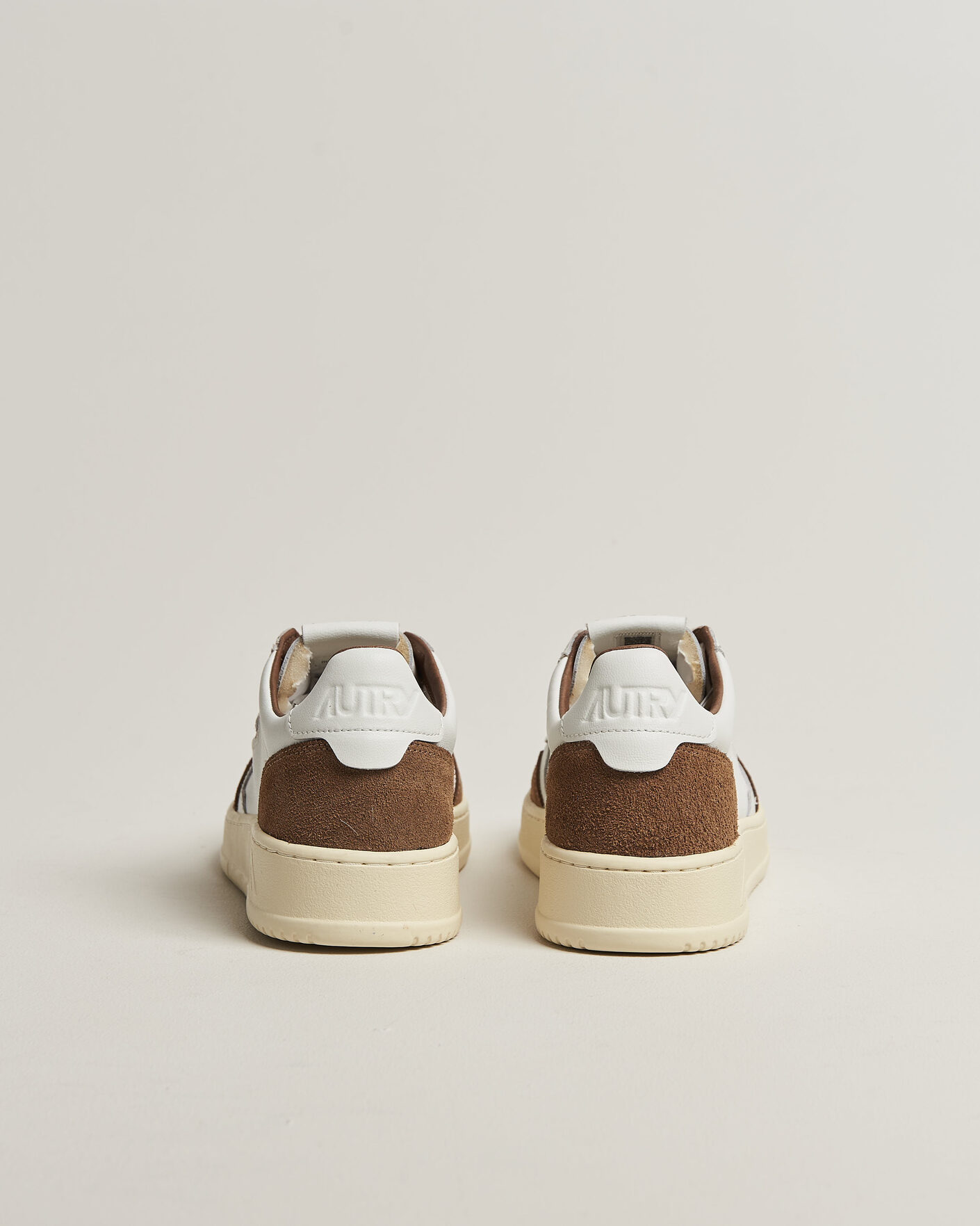 Men | Sneakers | Autry | Medalist Low Soft Leather/Suede Sneaker White/Tabacco