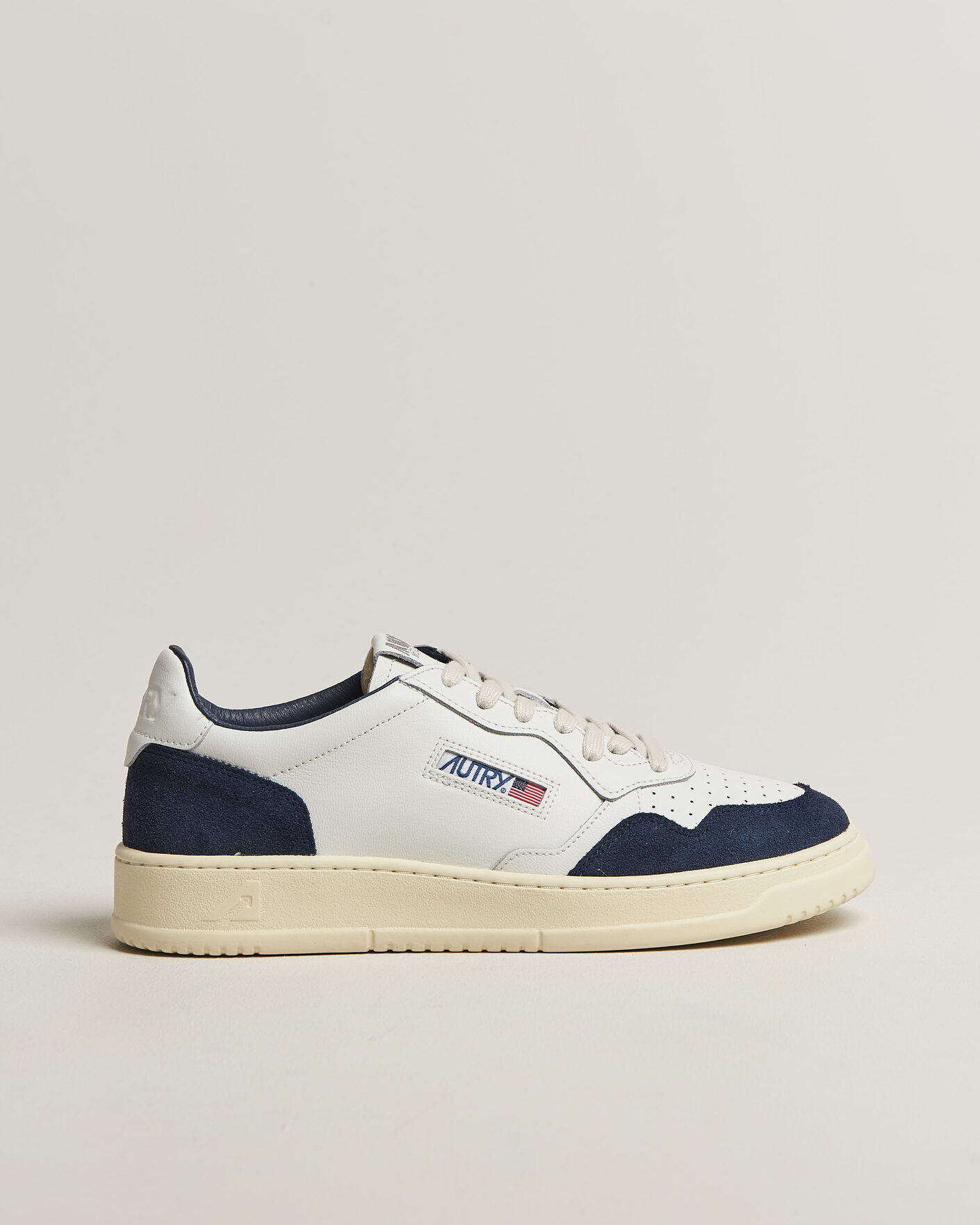 Men | Sneakers | Autry | Medalist Low Soft Leather/Suede Sneaker White/Denim
