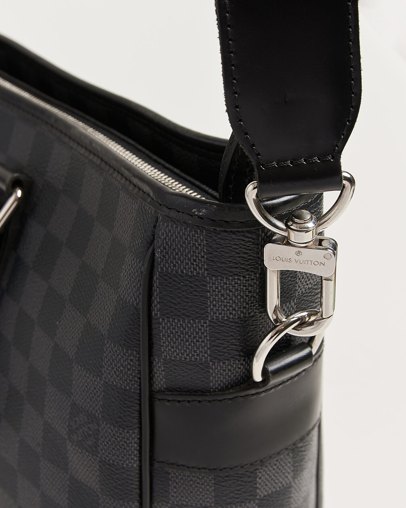 Men | Pre-Owned & Vintage Bags | Louis Vuitton Pre-Owned | Tadao Tote Bag Damier Graphite
