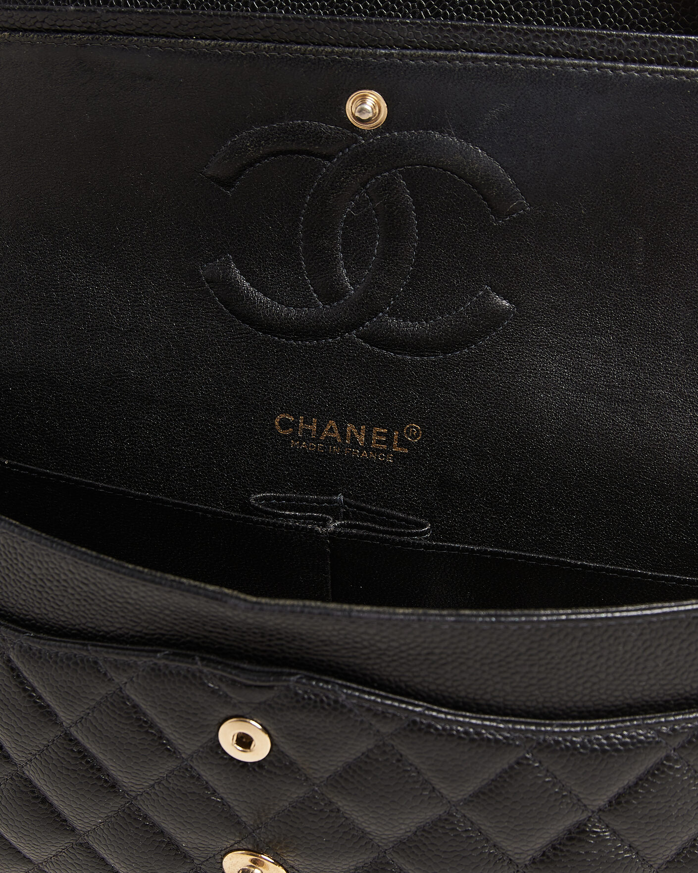Men | Chanel Pre-Owned Classic Medium Double Flap Bag Caviar Leather Black | Chanel Pre-Owned | Classic Medium Double Flap Bag Caviar Leather Black