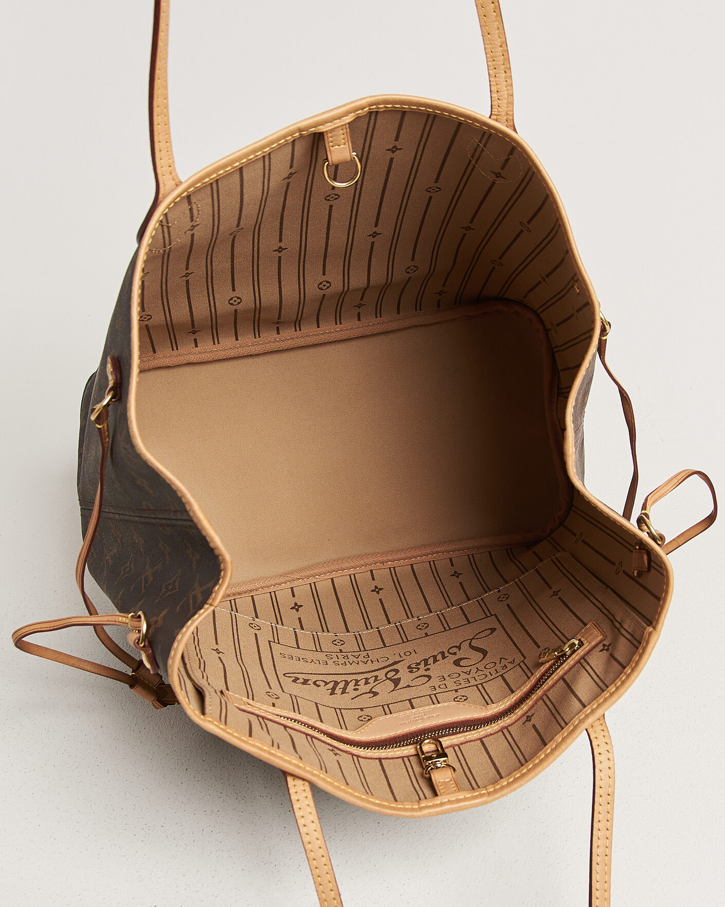 Men | Pre-Owned & Vintage Bags | Louis Vuitton Pre-Owned | Neverfull MM Monogram