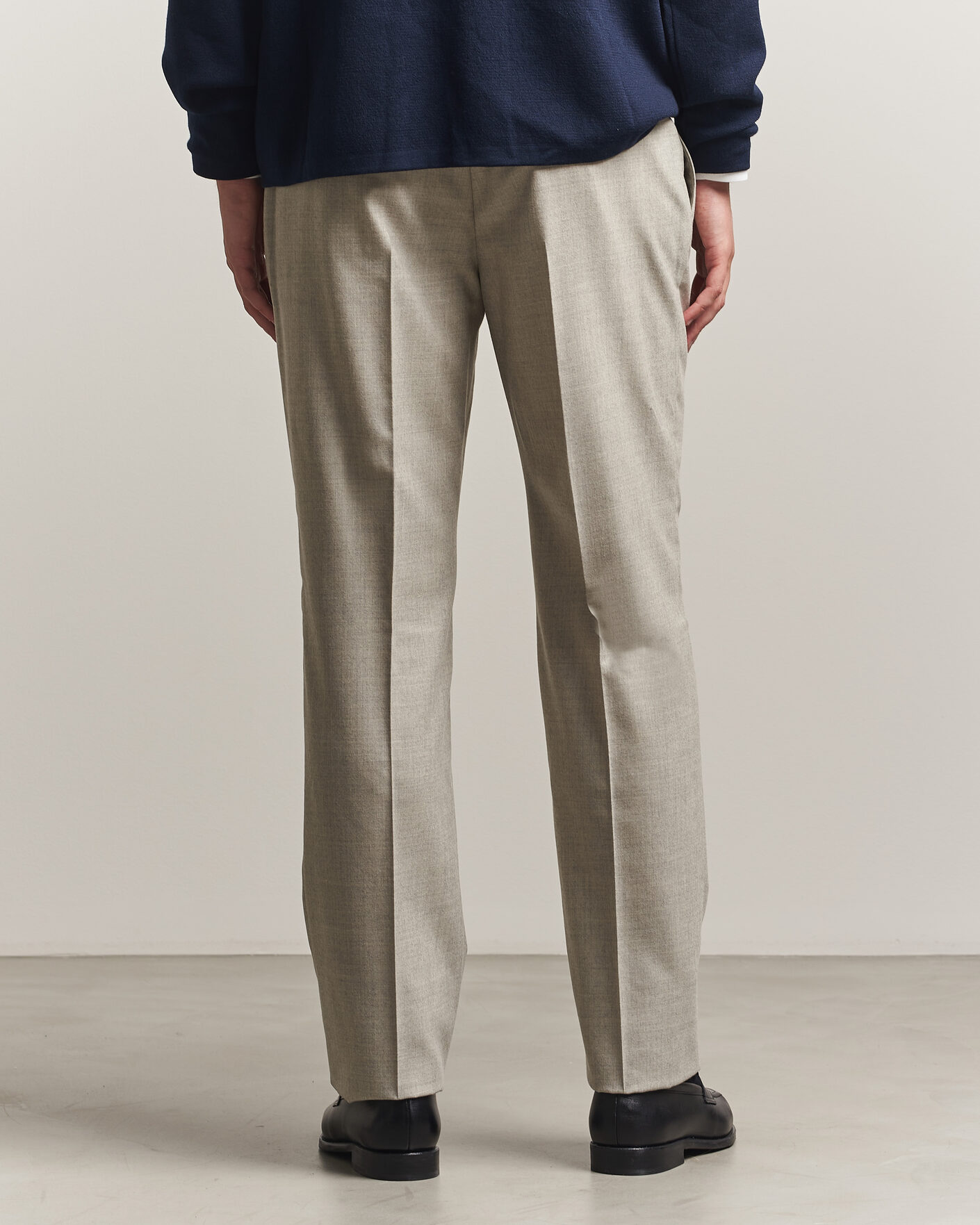 Men | Trousers | Ralph Lauren Purple Label | Gregory Pleated Flannel Trousers Pearl Grey