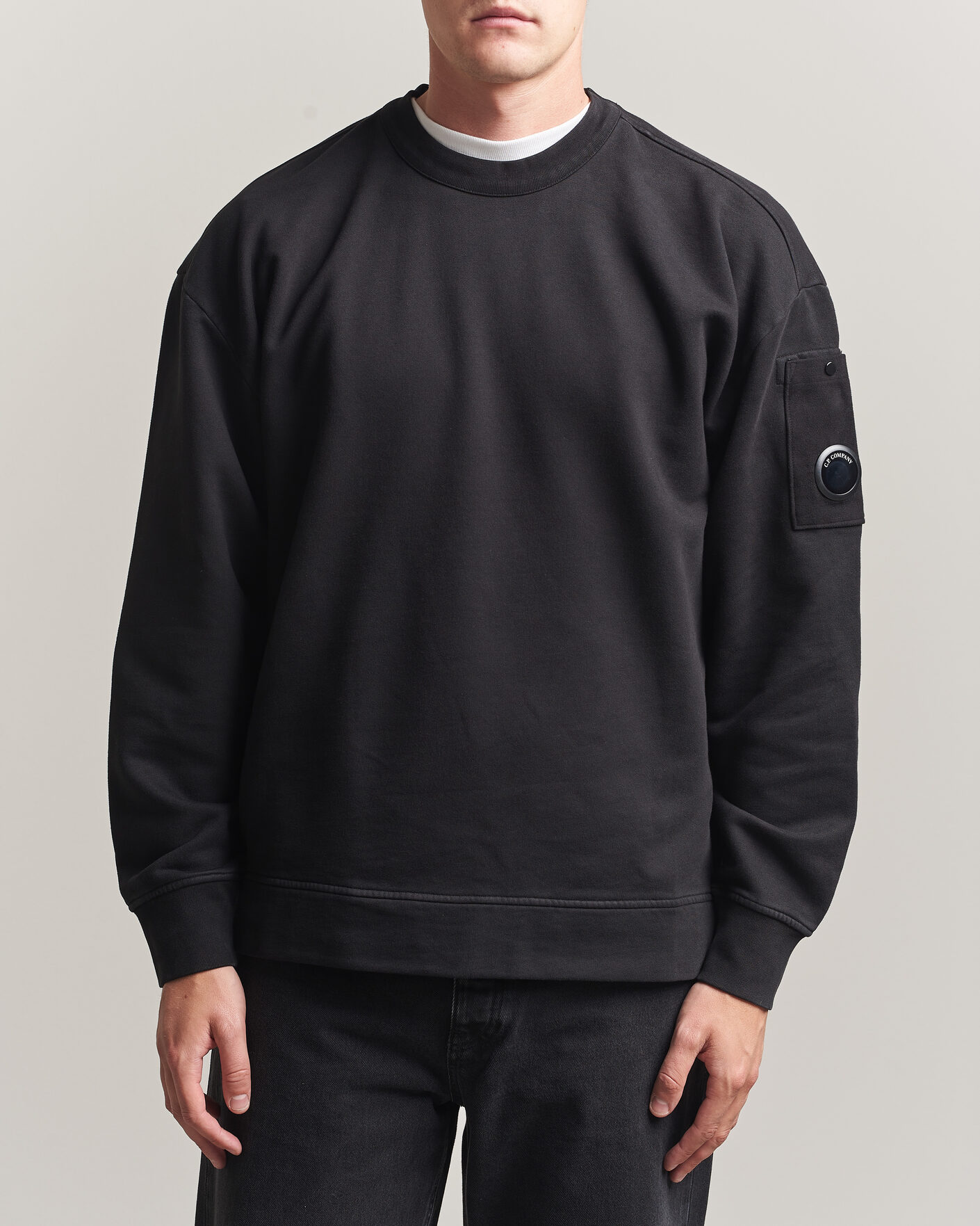 Men | Sweaters & Knitwear | C.P. Company | Brushed Emerized Fleece Lens Sweatshirt Black