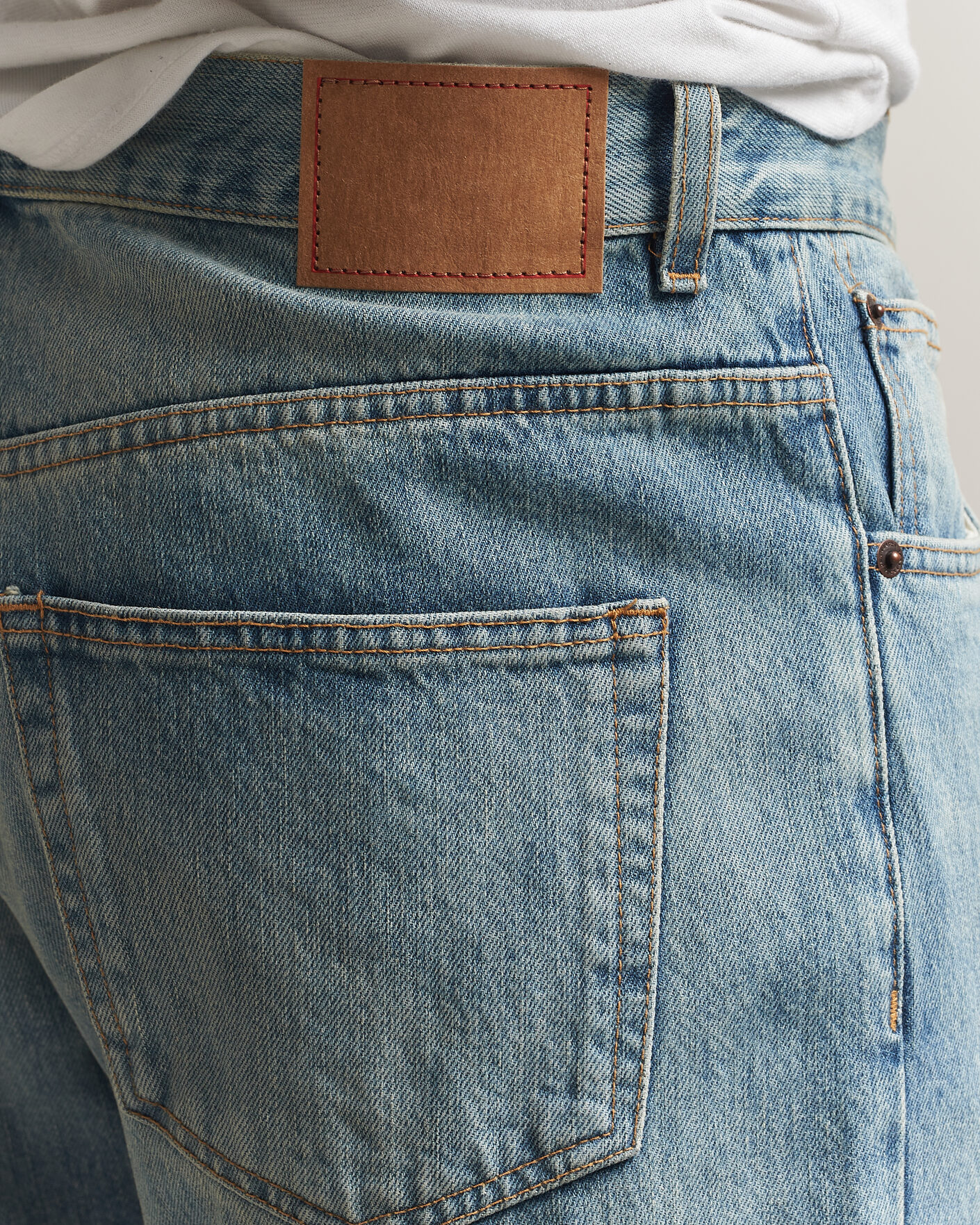 Men | Trousers | Jeanerica | VM009 Vega Jeans Light Fresco