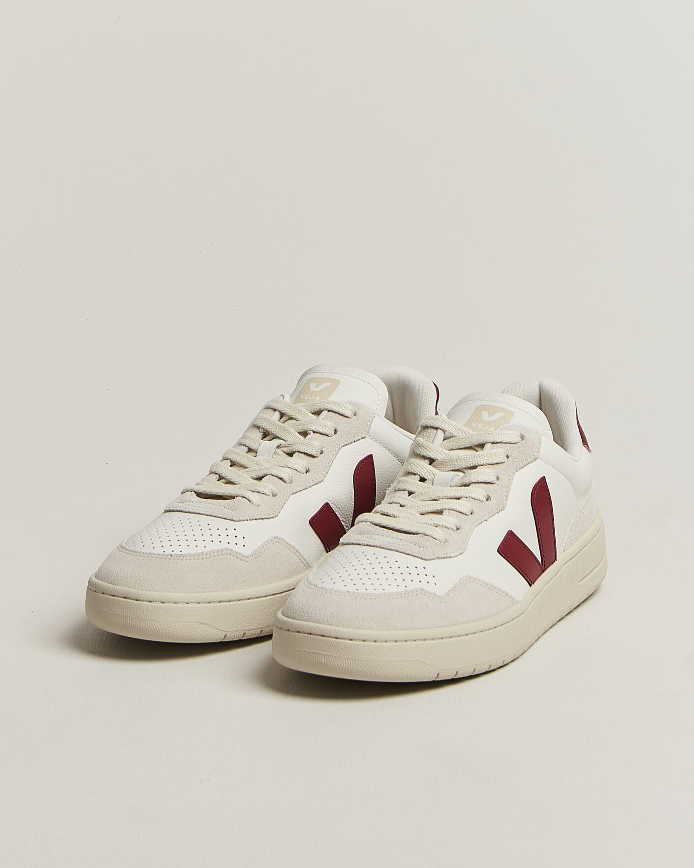 Men | Sneakers | Veja | V-90 Sneaker White/Marsala Natural