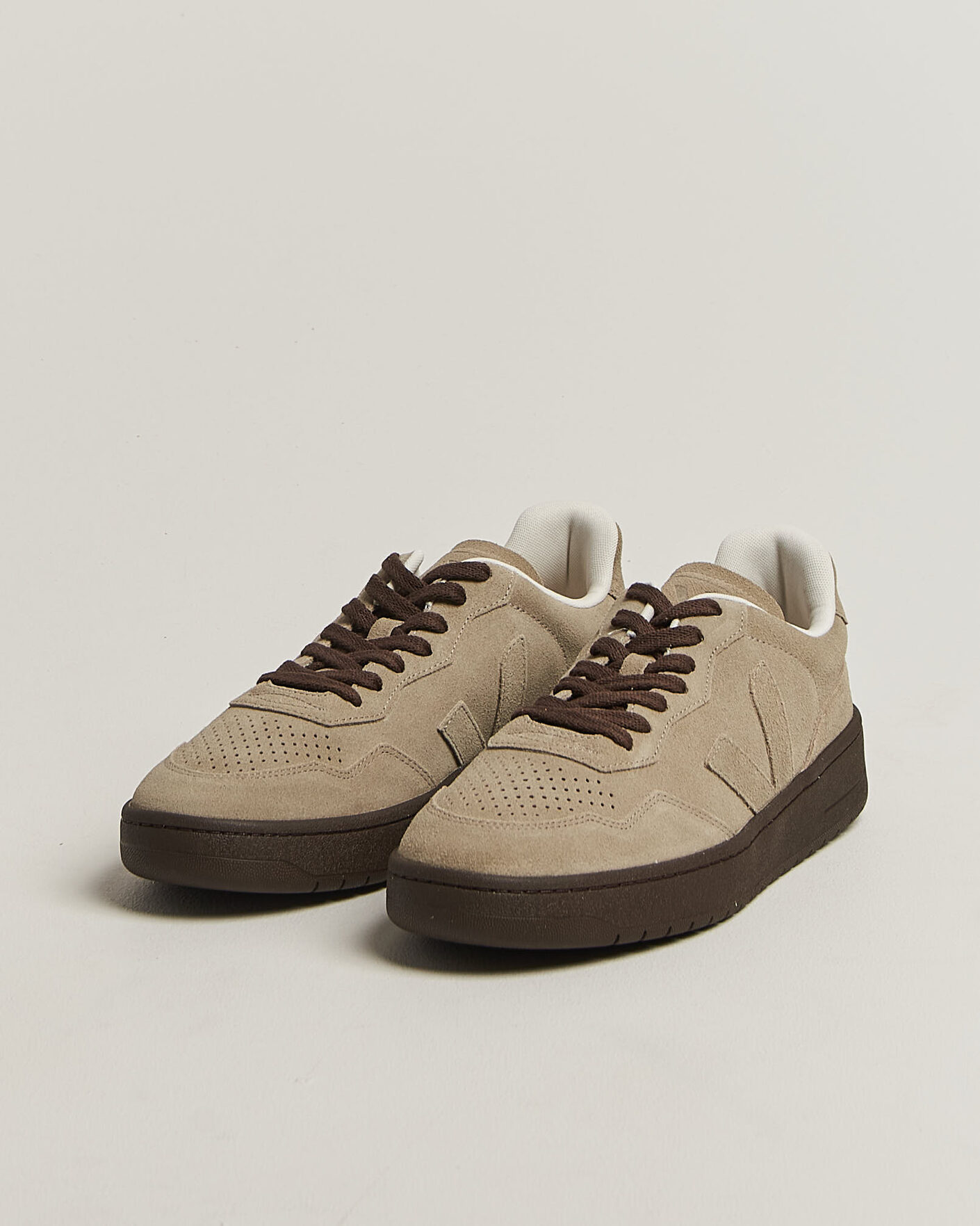 Men | Sneakers | Veja | V-90 Suede Sneaker Taupe/Eagle