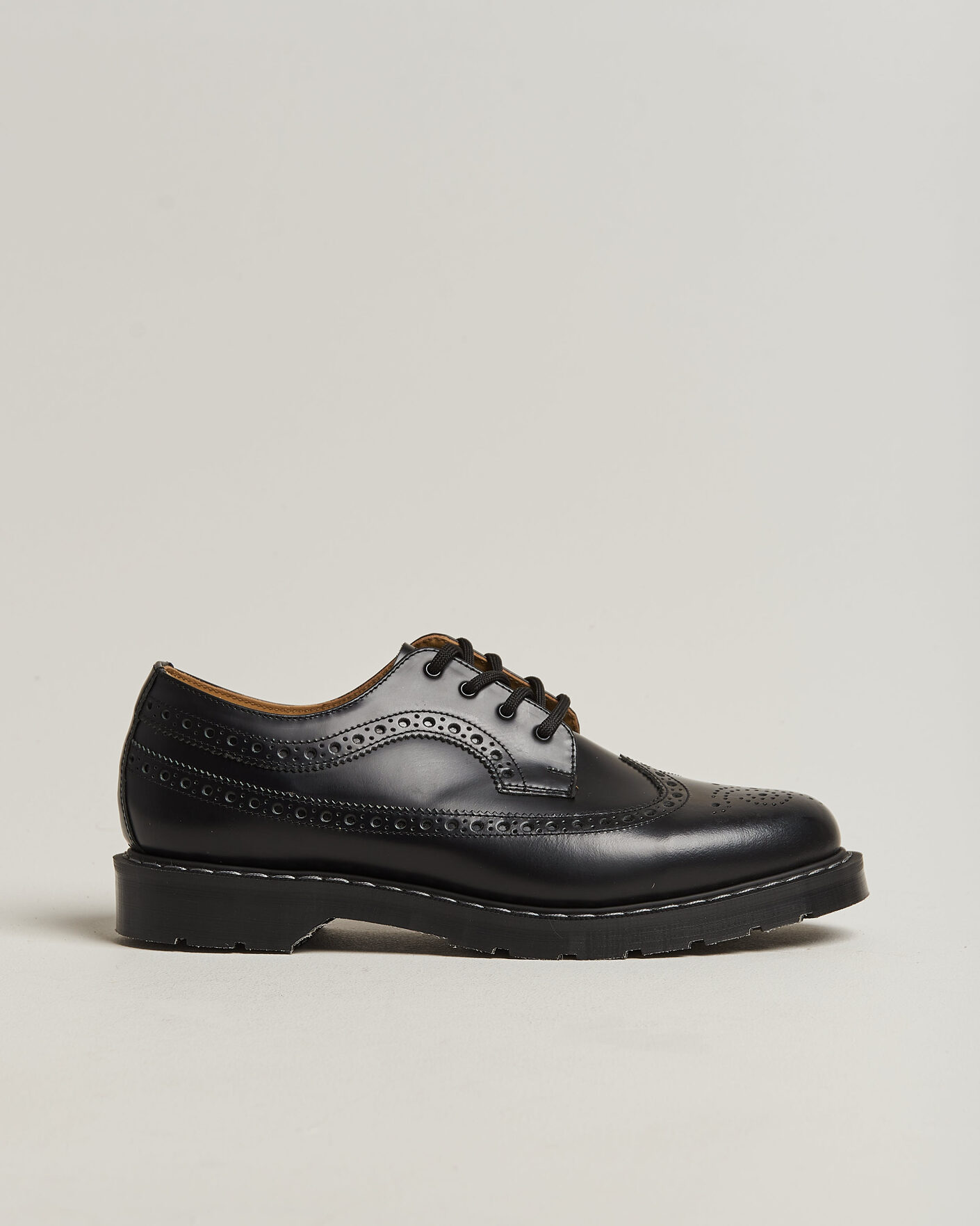 Men | Brogues | Solovair | American Brogue Shoe Black Shine