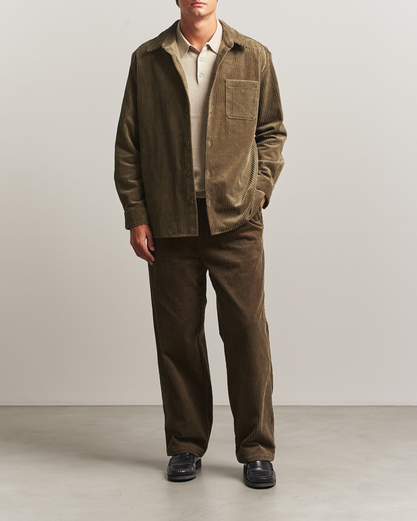 Men | Shirts | A.P.C. | Mateo Corduroy Overshirt Taupe