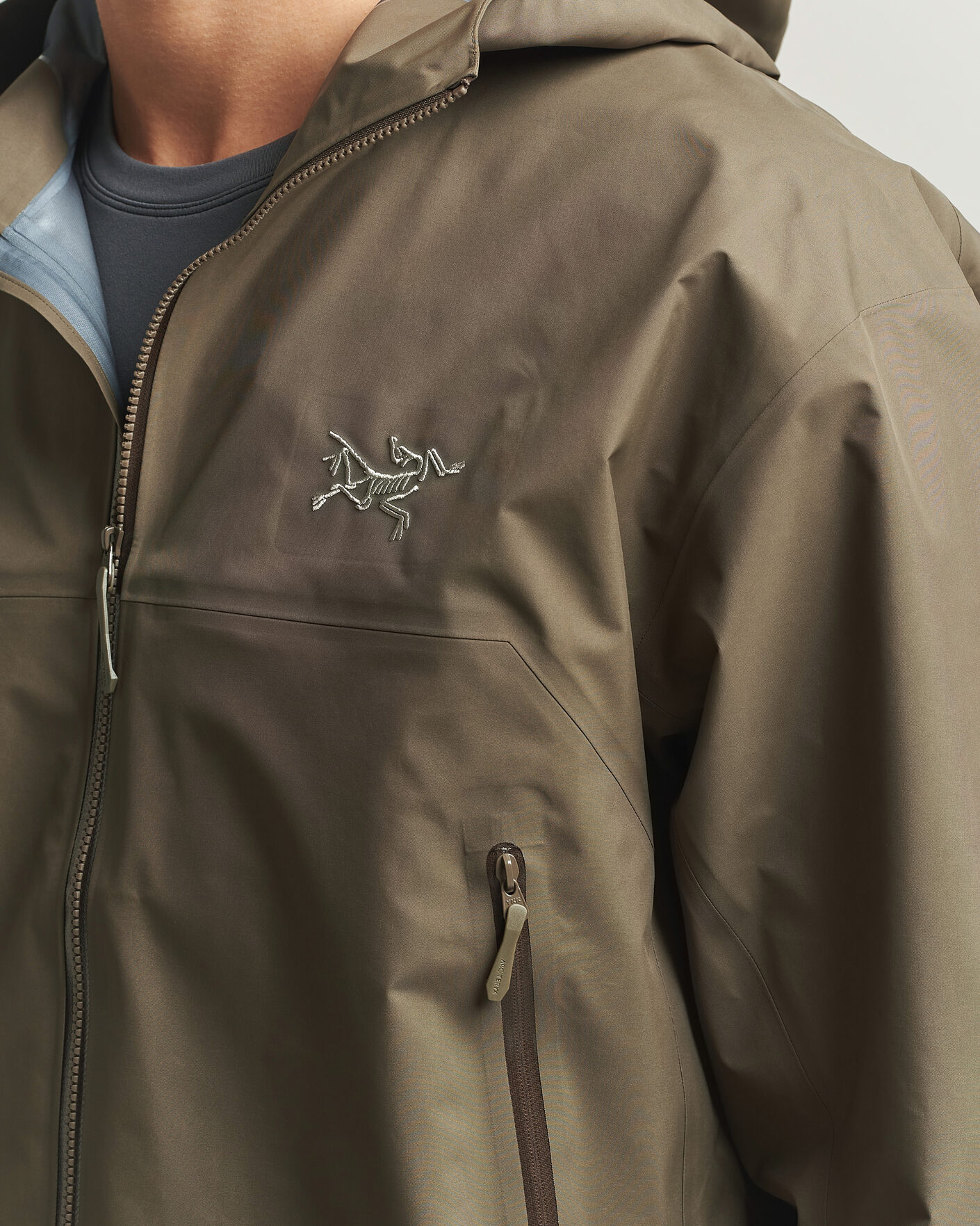 Men | Coats & Jackets | Arc'teryx | Beta Gore-Tex Jacket Mongoose