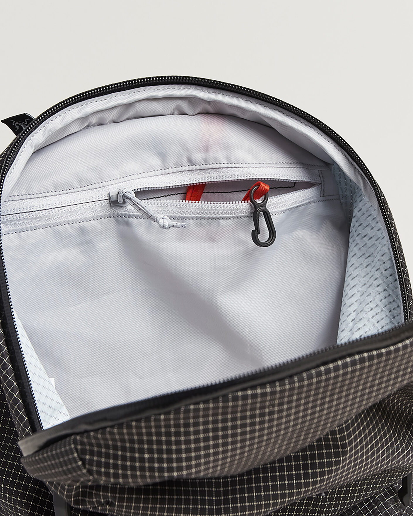 Men | Bags | Arc'teryx | Konseal 15L Backpack Black