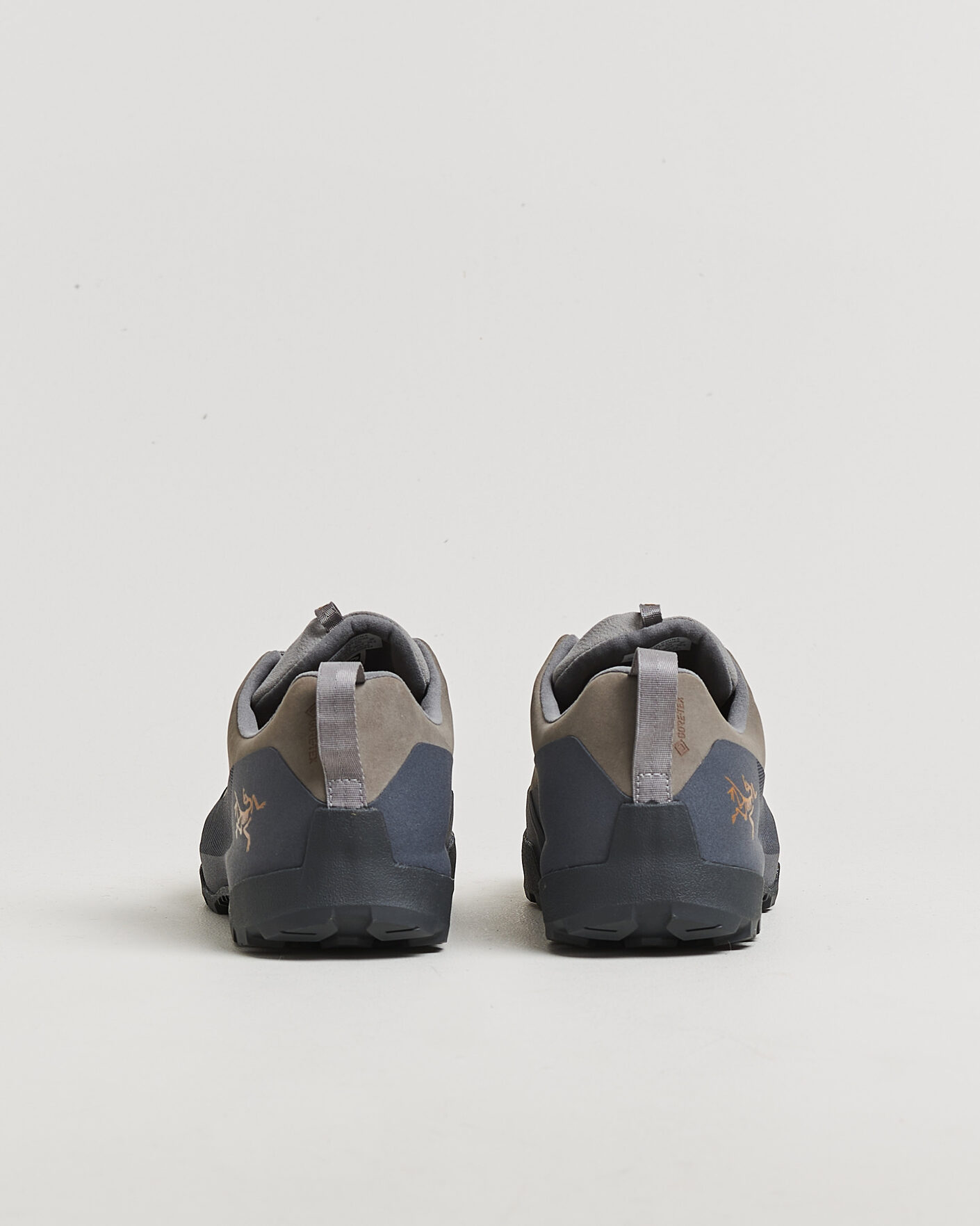 Men | Hiking shoes | Arc'teryx | Konseal Gore-Tex Trail Sneaker Void/Cloud