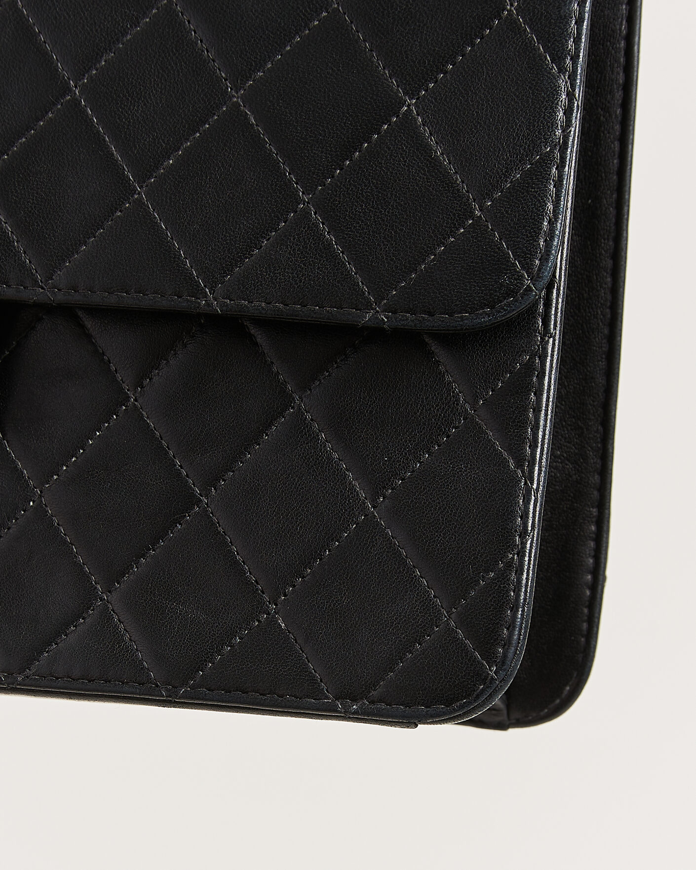 Men | Pre-Owned & Vintage Bags | Chanel Pre-Owned | Single Flap Bag Black