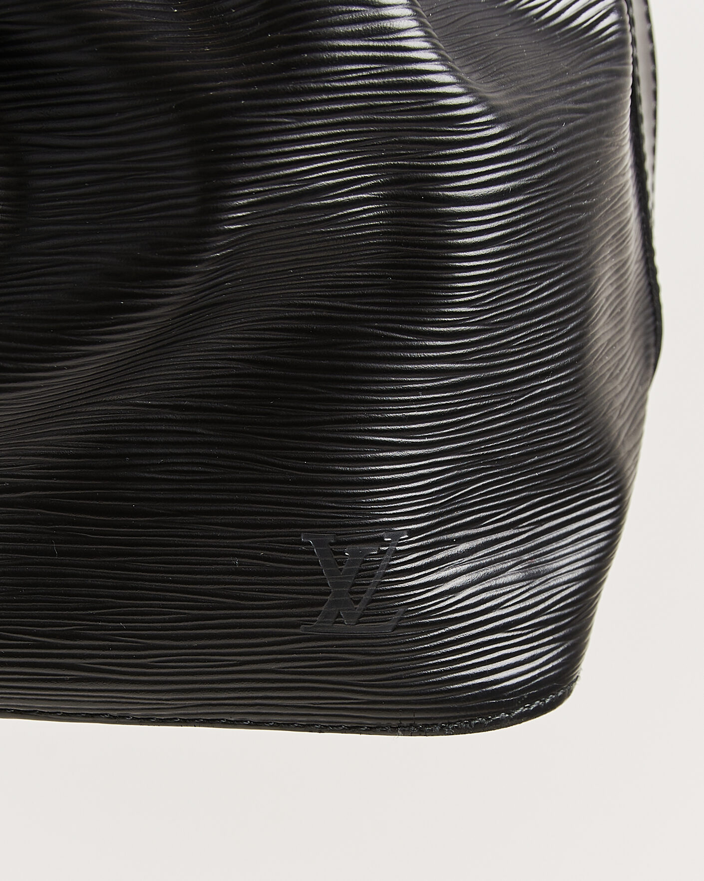 Men | Pre-Owned & Vintage Bags | Louis Vuitton Pre-Owned | Petit Noé Epi Leather Black