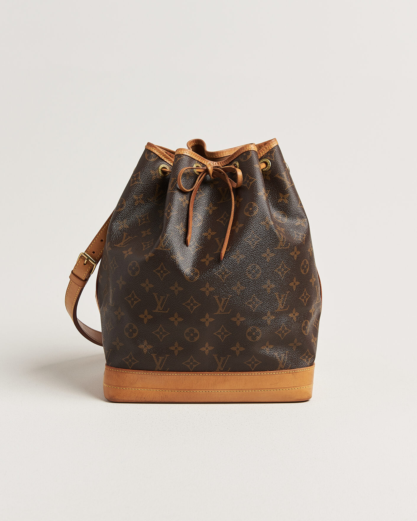 Men | Pre-Owned & Vintage Bags | Louis Vuitton Pre-Owned | Noé Monogram