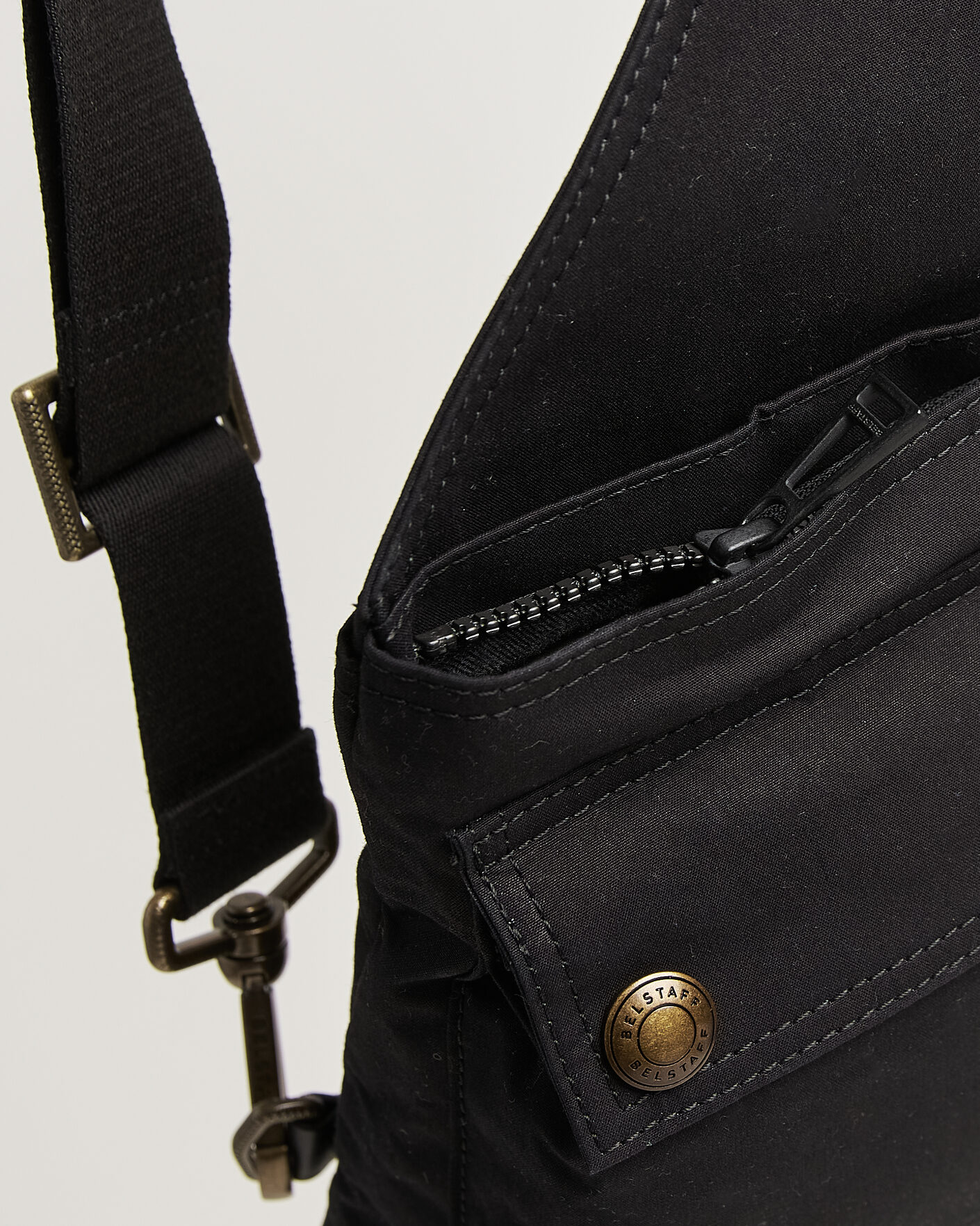 Men | Bags | Belstaff | Trailmaster Waxed Crossbody Bag Black